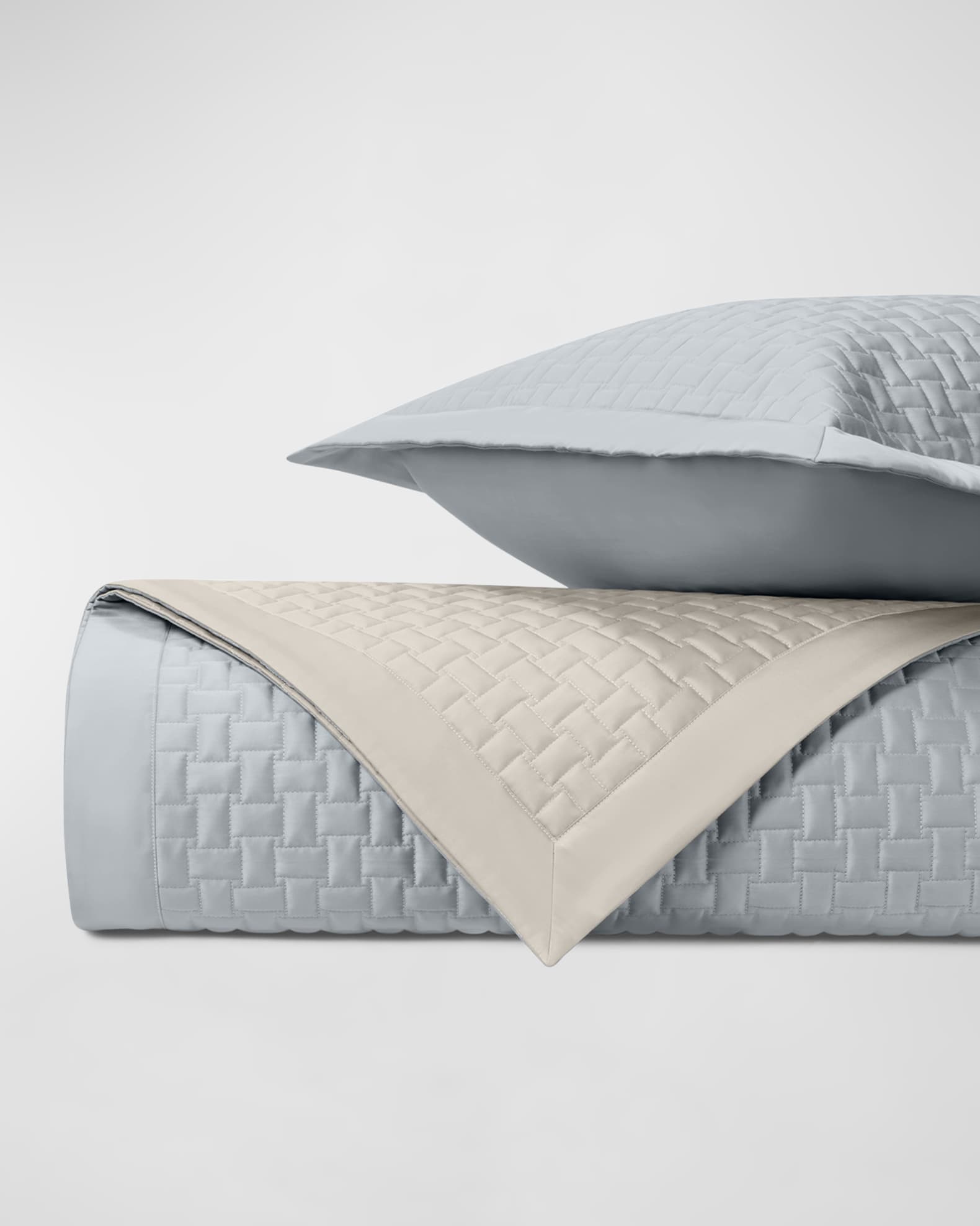 Wicker Coverlet Set 0