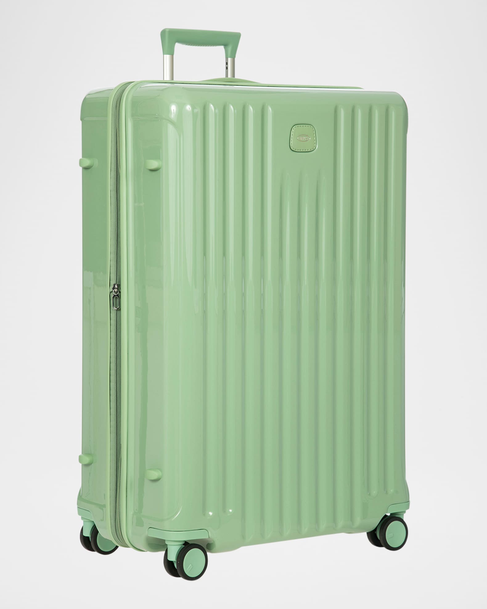 Positano 32" Expandable Check-In Spinner 1