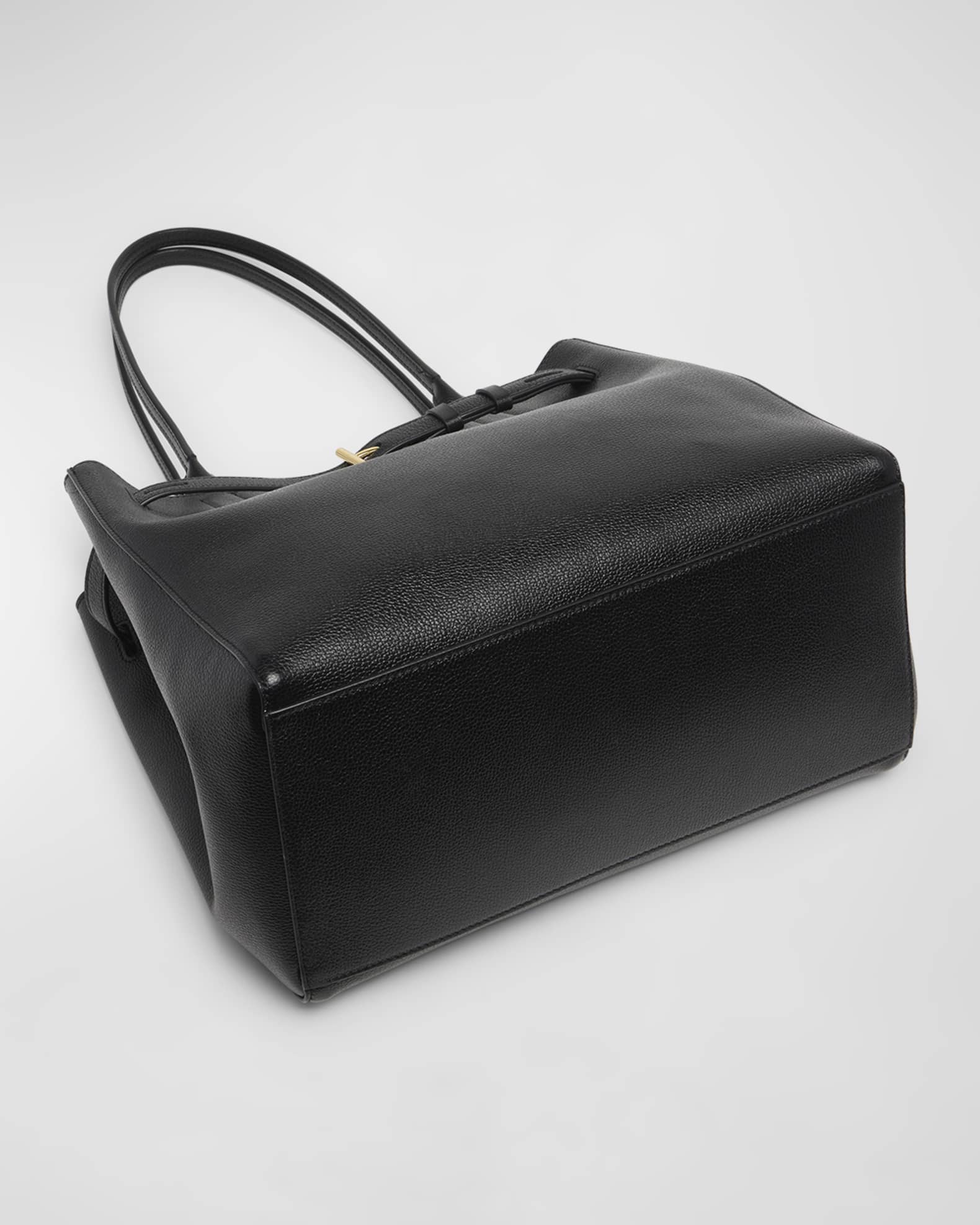 Audrey Medium Tote Bag in Grain Leather  1