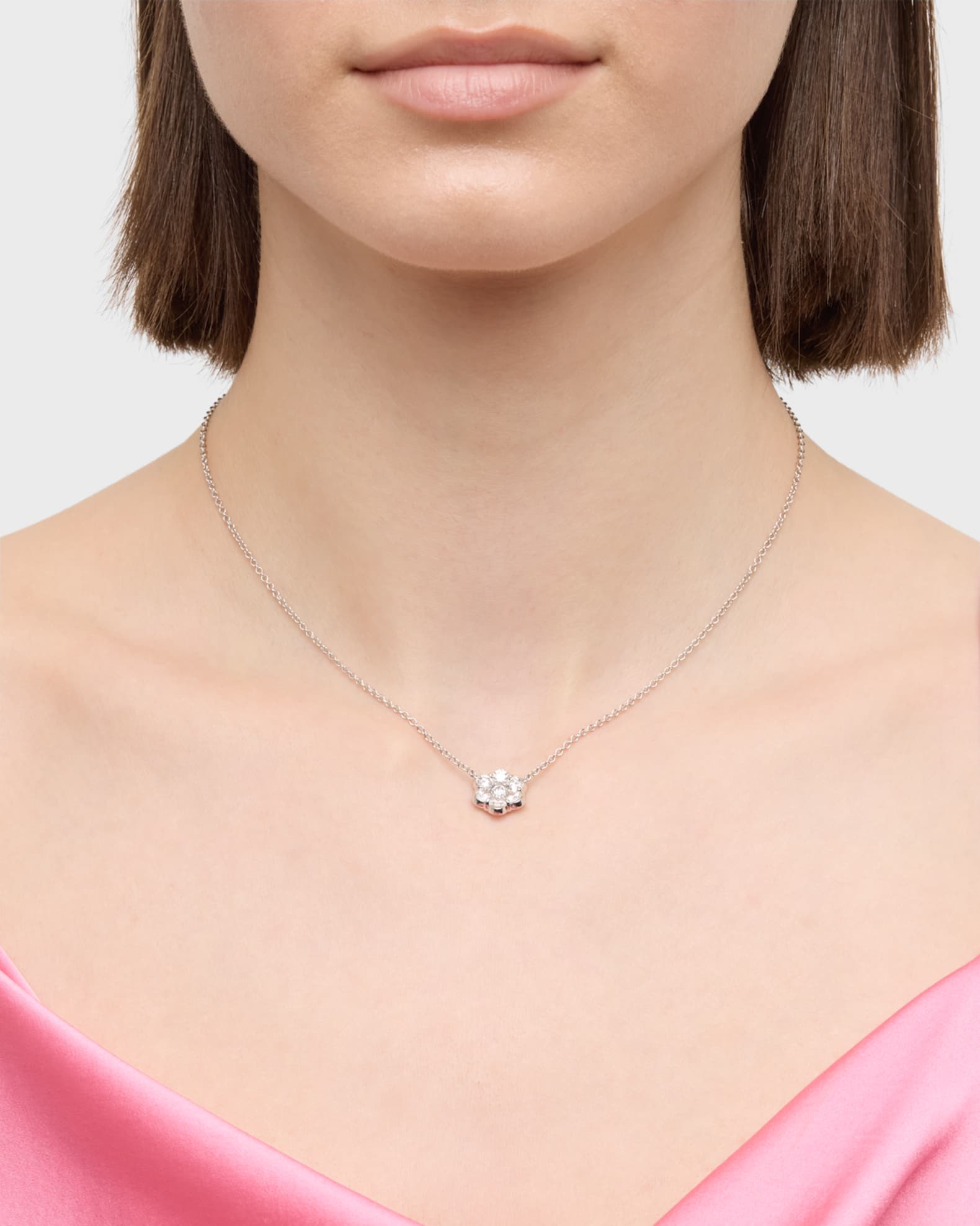 18K White Gold Diamond Flower Pendant 1