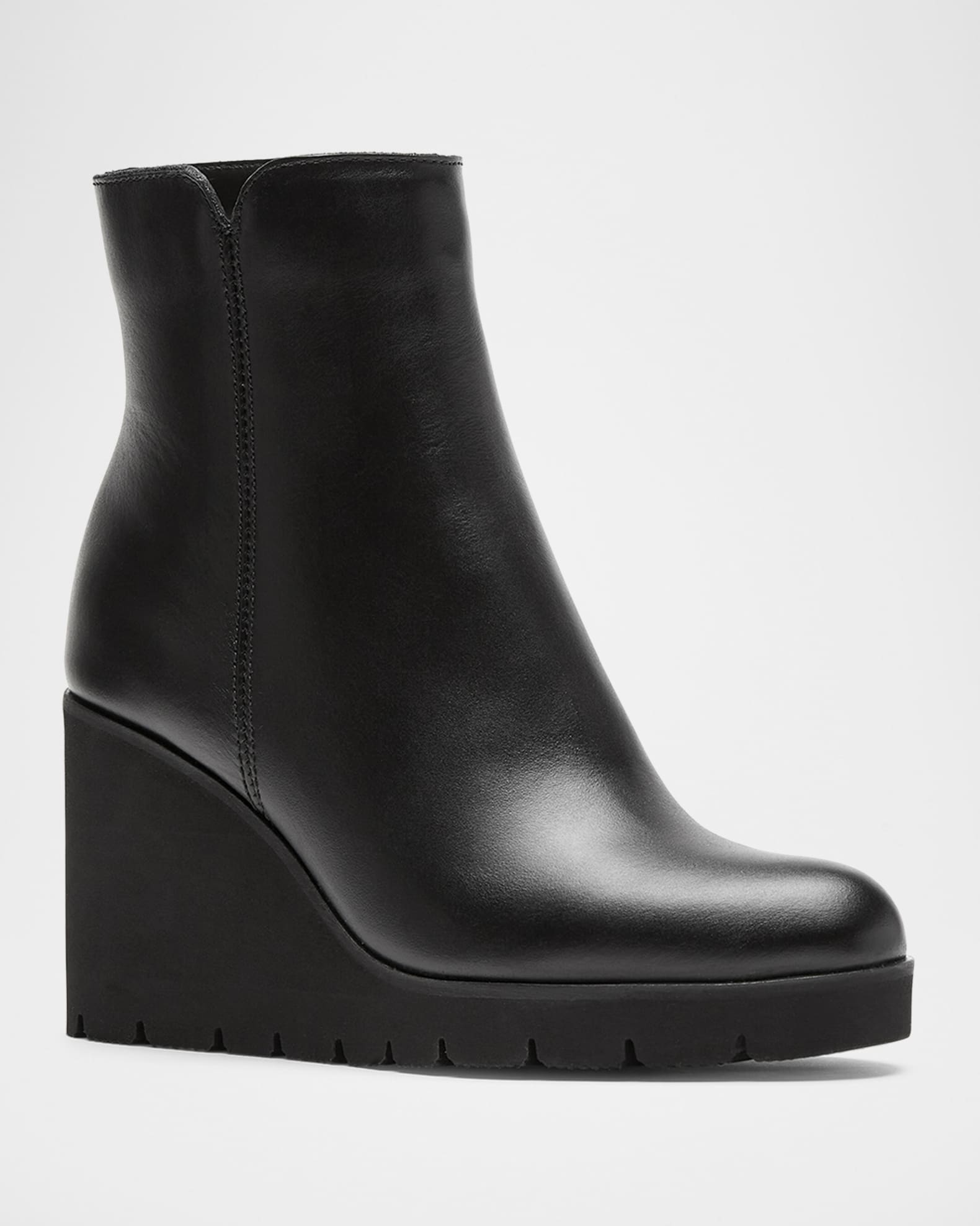 La Canadienne Women s Go Leather Wedge Ankle Booties