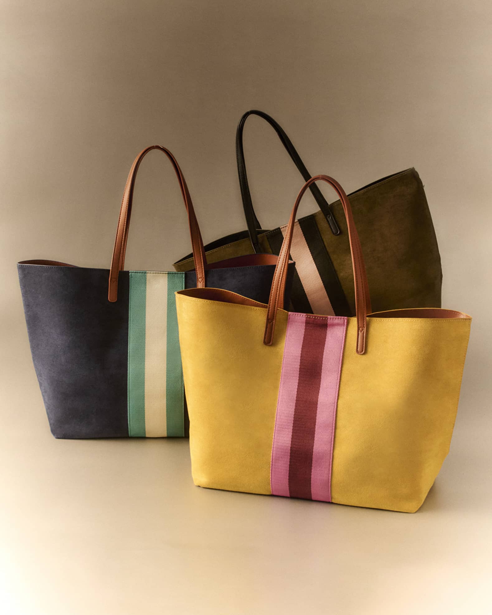 Neiman marcus beach bag shop