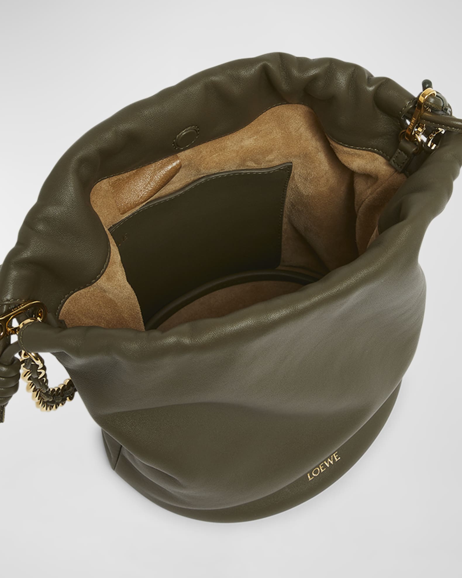 週末限定値下げ LOEWE Paula's Ibiza 巾着bag 週末限定値下げ LOEWE