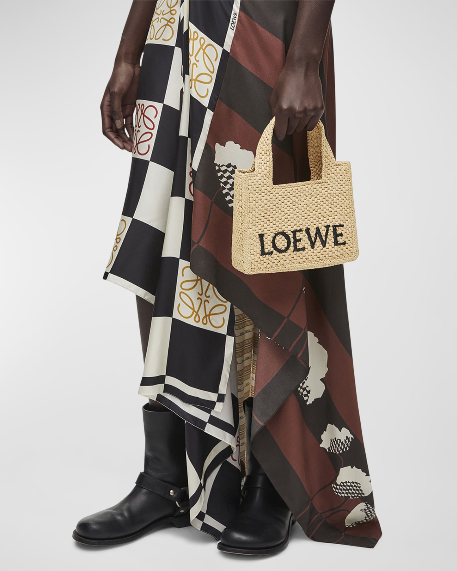 Loewe small raffia tote deals