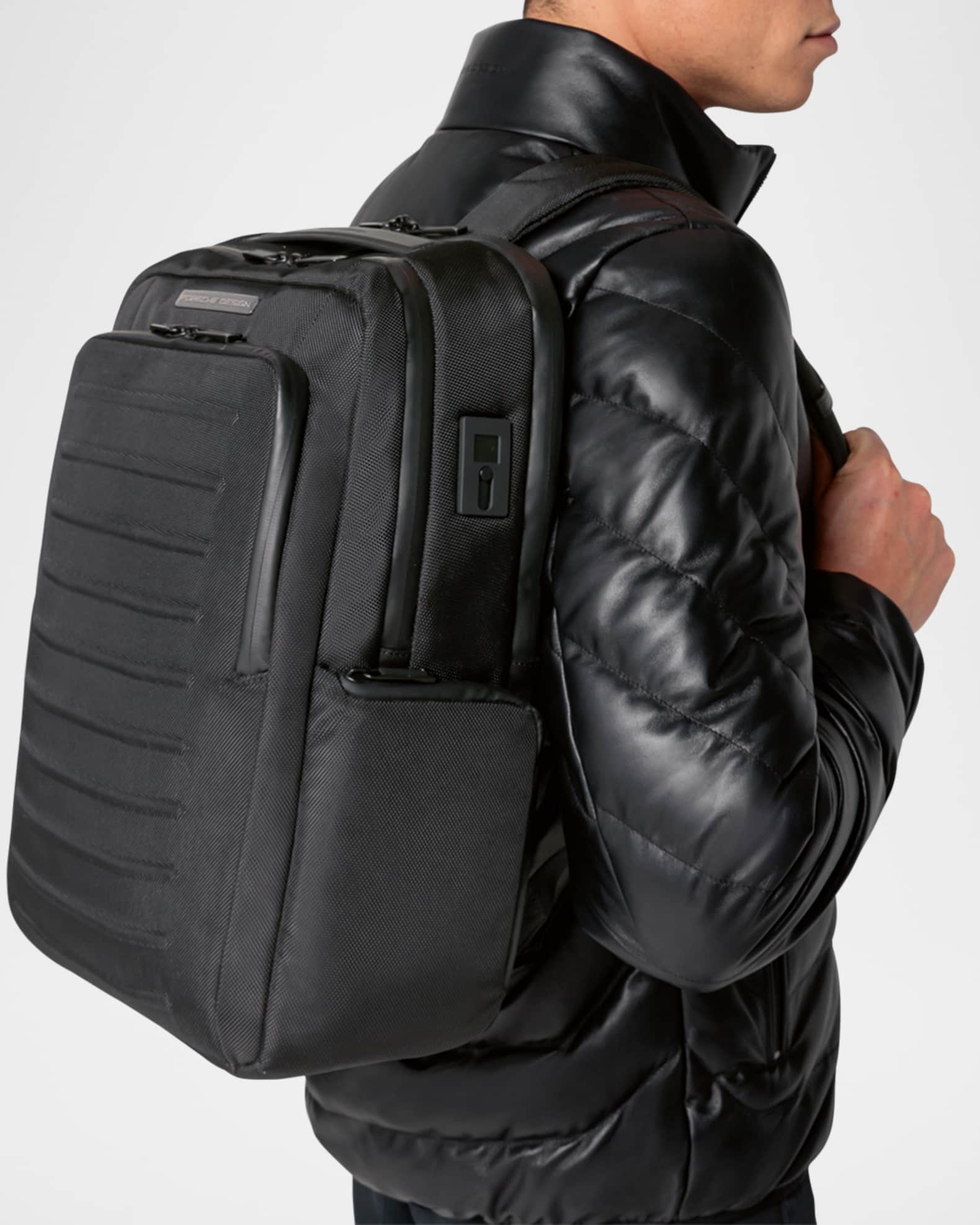 Roadster Pro PD Backpack 1