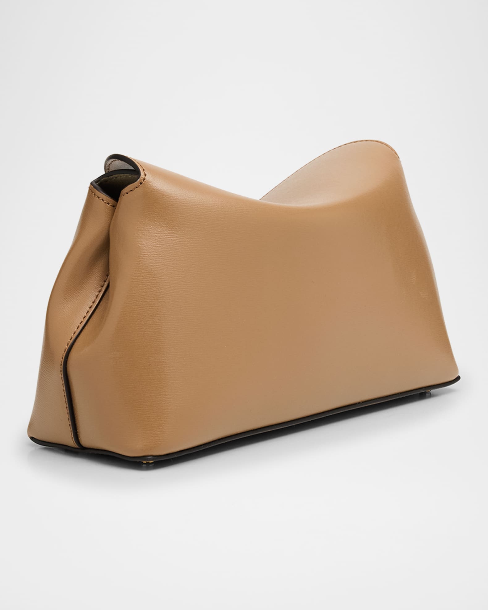 24AW new/toteme Tロックレザークラッチ Bag Taupe Toteme T-Lock Top Handle Bag in Pebble Grain Leather