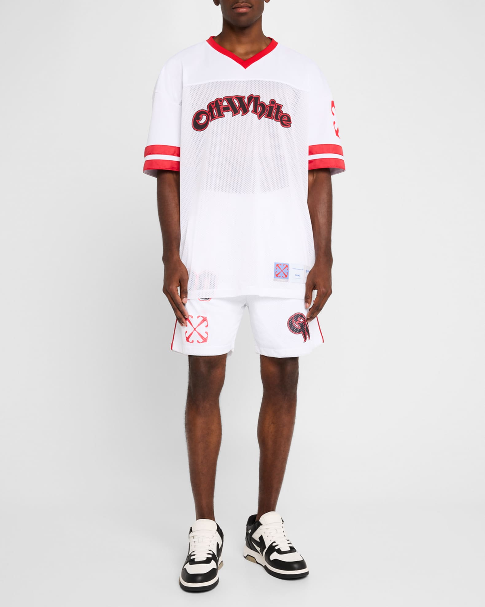 Men s Gothic Logo Mesh Football Shirt