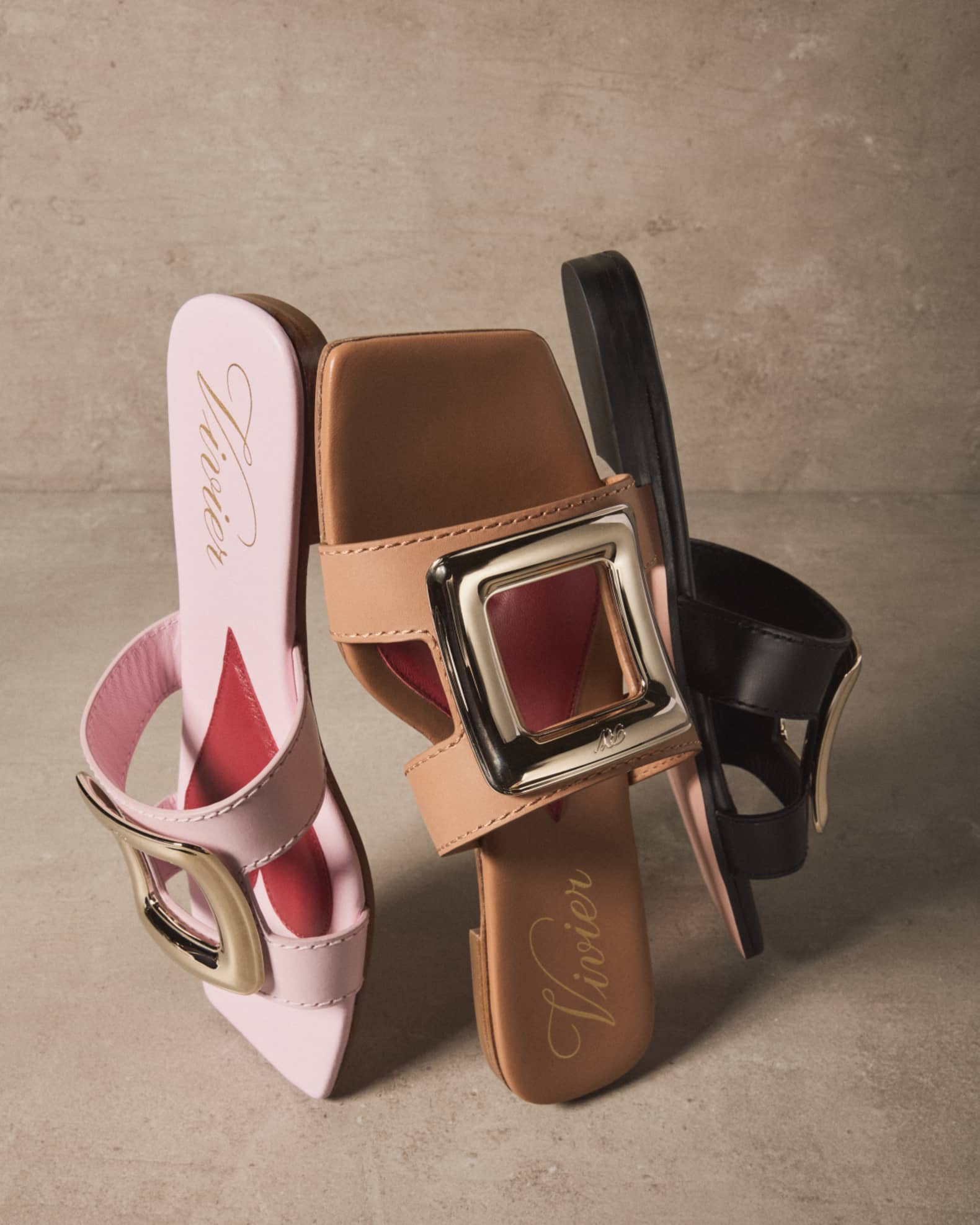 サンダル・ミュール ROGER VIVIER L BUCKLE LEATHER FLAT SANDALS Roger Vivier Leather Buckle Flat Slide Sandals | Neiman Marcus