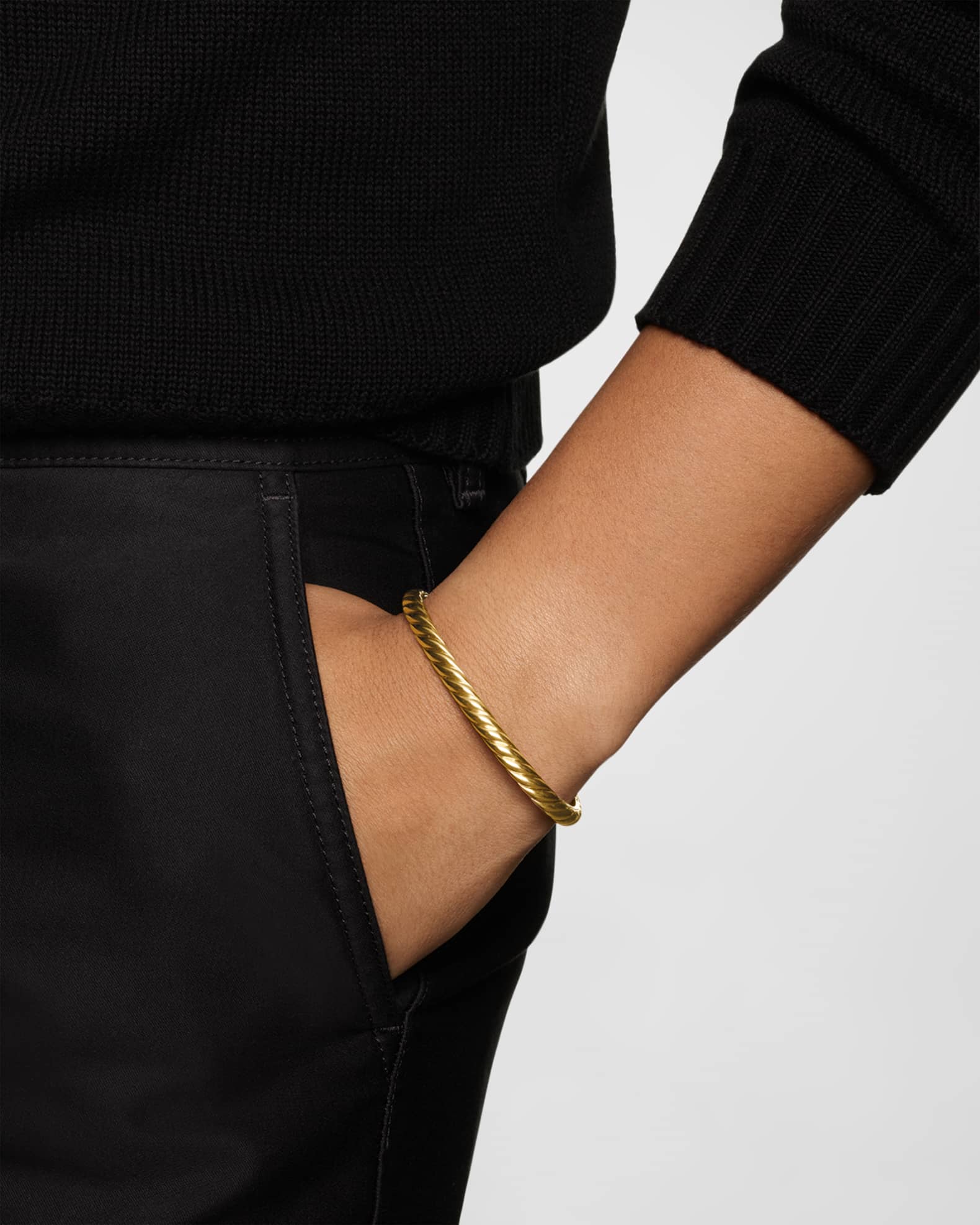 Men's Sculpted Cable Cuff Bracelet in 18K Gold, 5.5mm 1