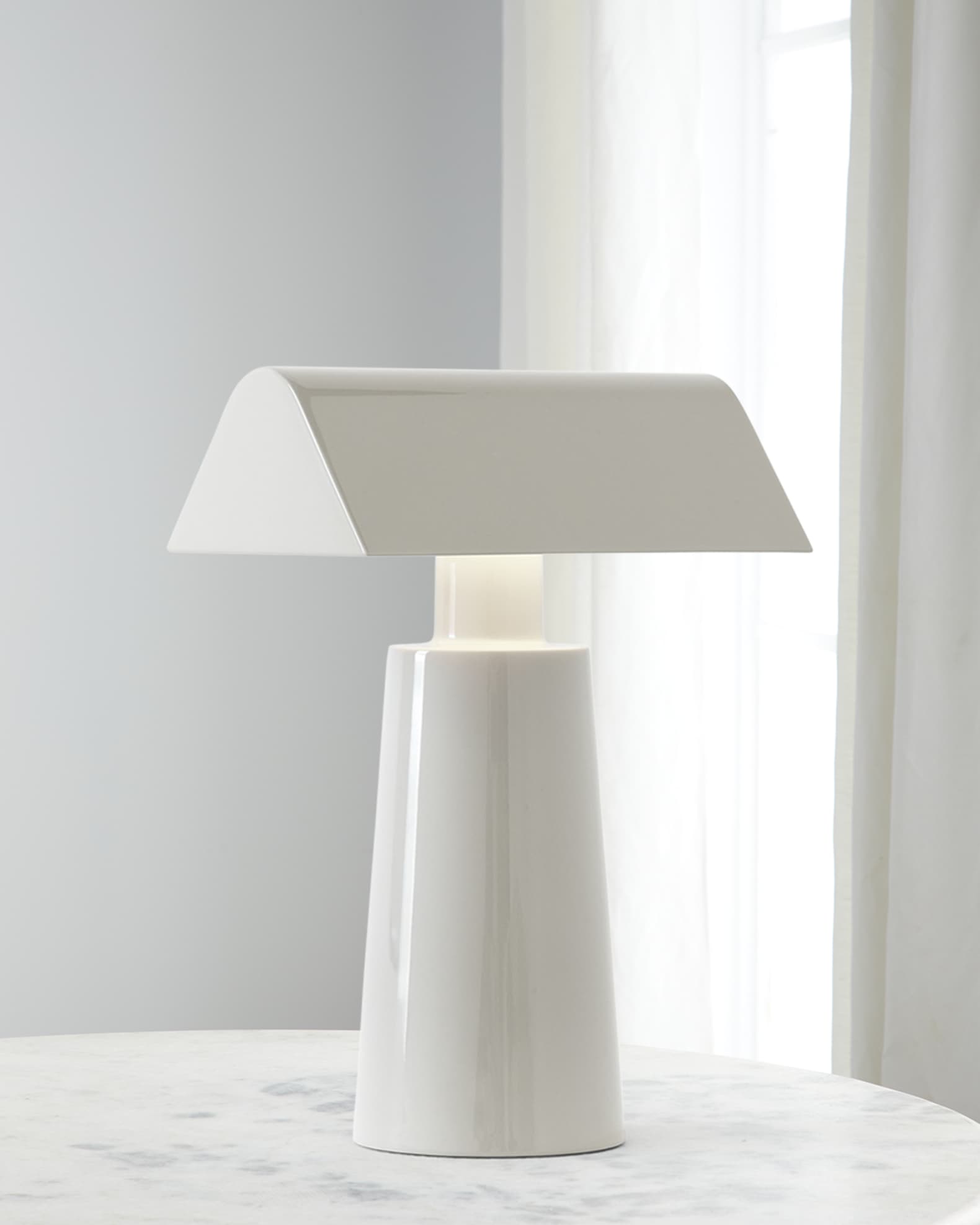 Caret MF1 Portable Table Lamp
