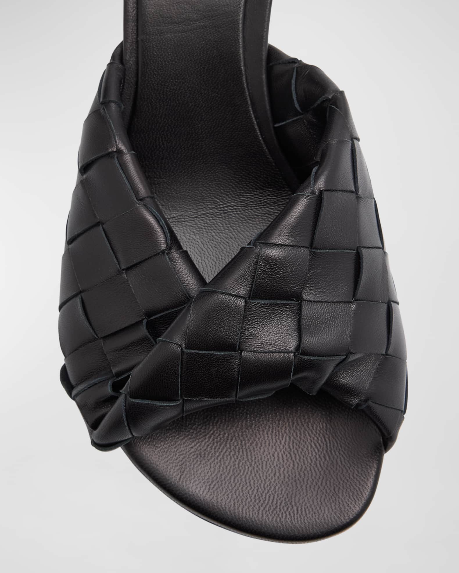 サンダル・ミュール BOTTEGA VENETA flat mules in woven leather Bottega Veneta Intrecciato Woven Leather Mule Slippers