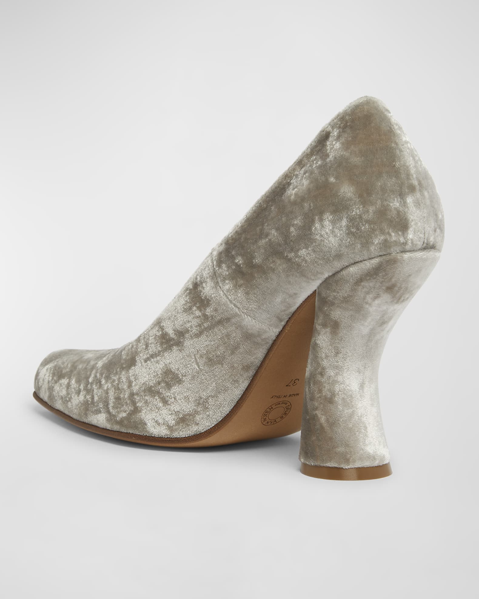 Dries Van Noten Velvet Commma Heel Pumps Neiman Marcus