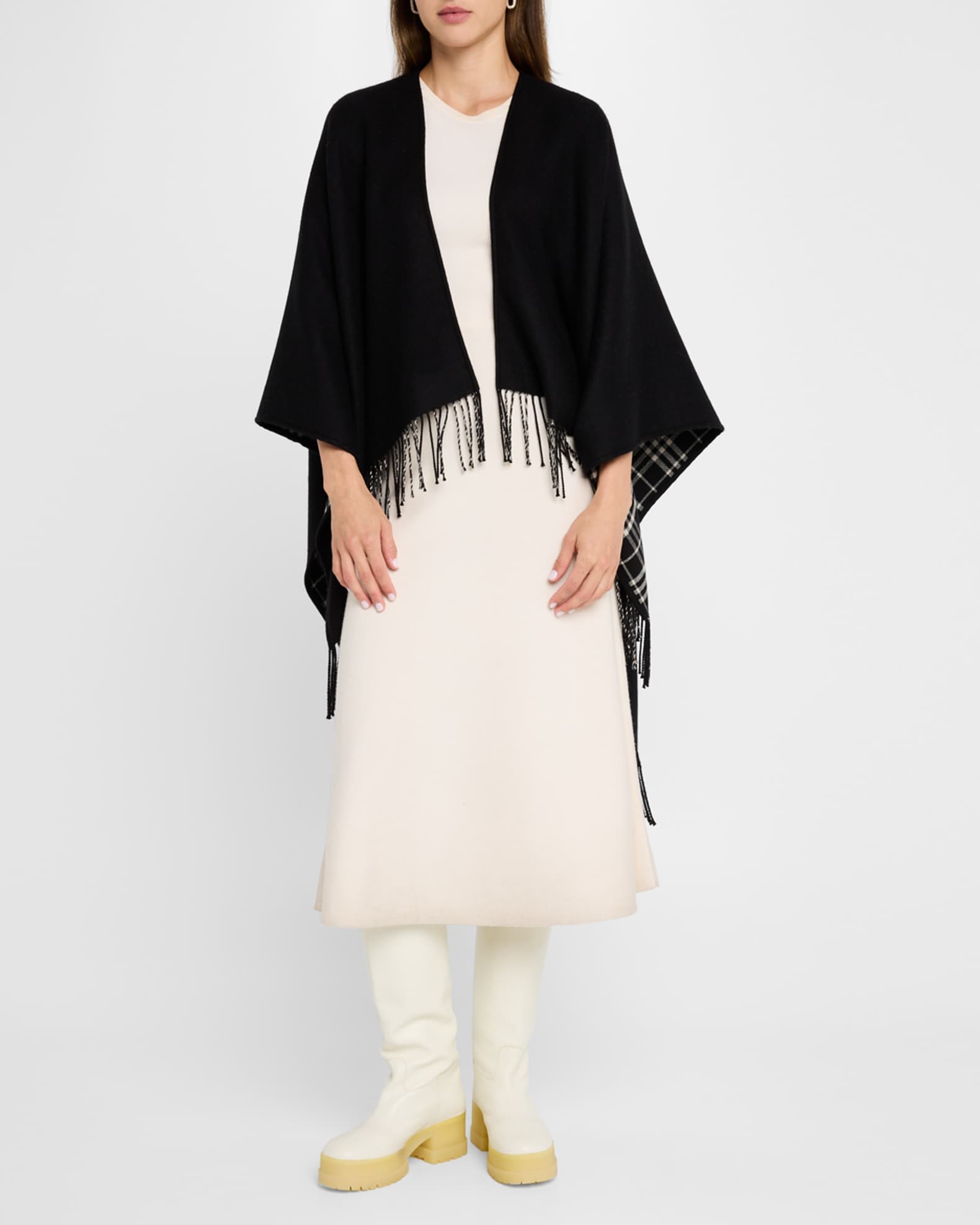 ポンチョ・ケープ Burberry A:ST CHARLOTTE CAPE:164786:A2021 Burberry A:St Charlotte Cape:164786:A2021 – BALTINI