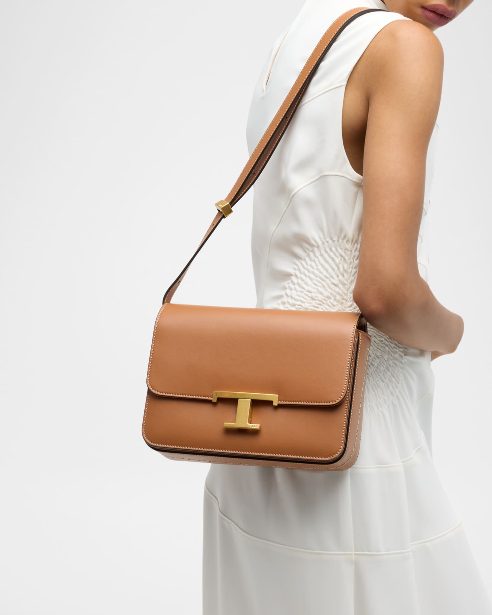 セール♪2WAY TOD'S T timeless Crossbody TSI CARTELLA Woman BLACK T Timeless Crossbody Bag in Leather Mini