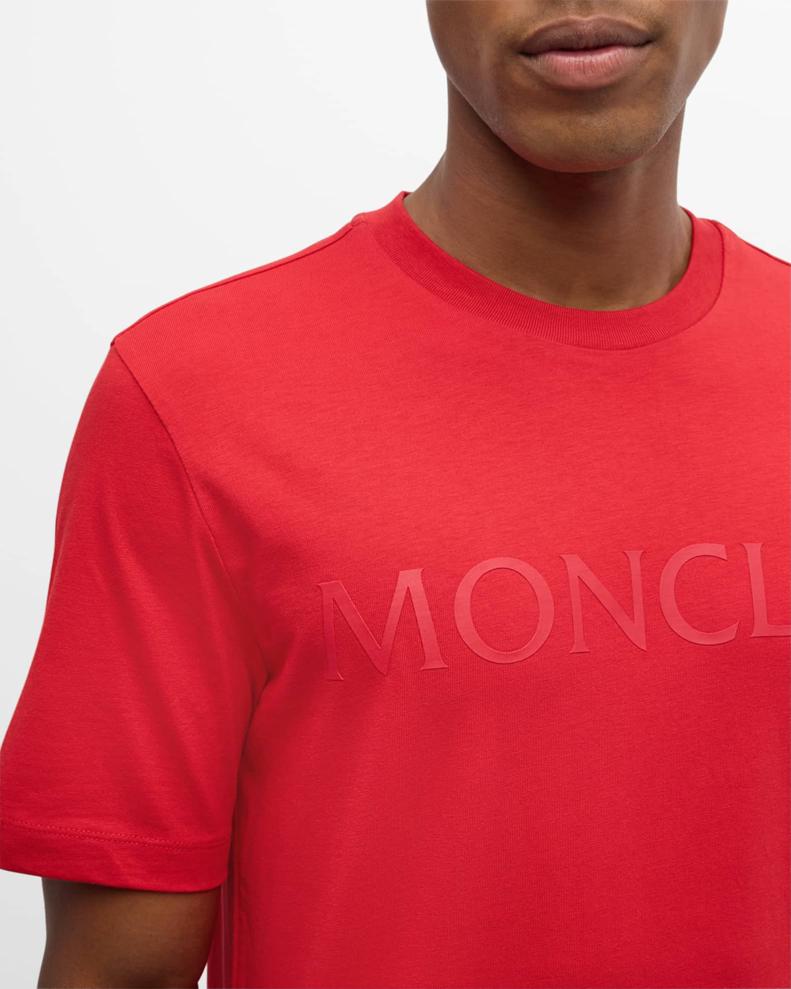 【MONCLER】お洒落☆men's ロゴ 半袖Tシャツ red Moncler Men's Laminated Logo T-Shirt | Neiman Marcus