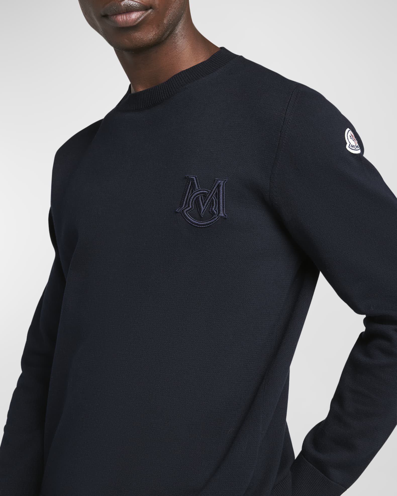 Tシャツ・カットソー MONCLER Men Sweater K10919C00011M6329 742 blue Moncler Men's Logo Crewneck Sweater | Neiman Marcus