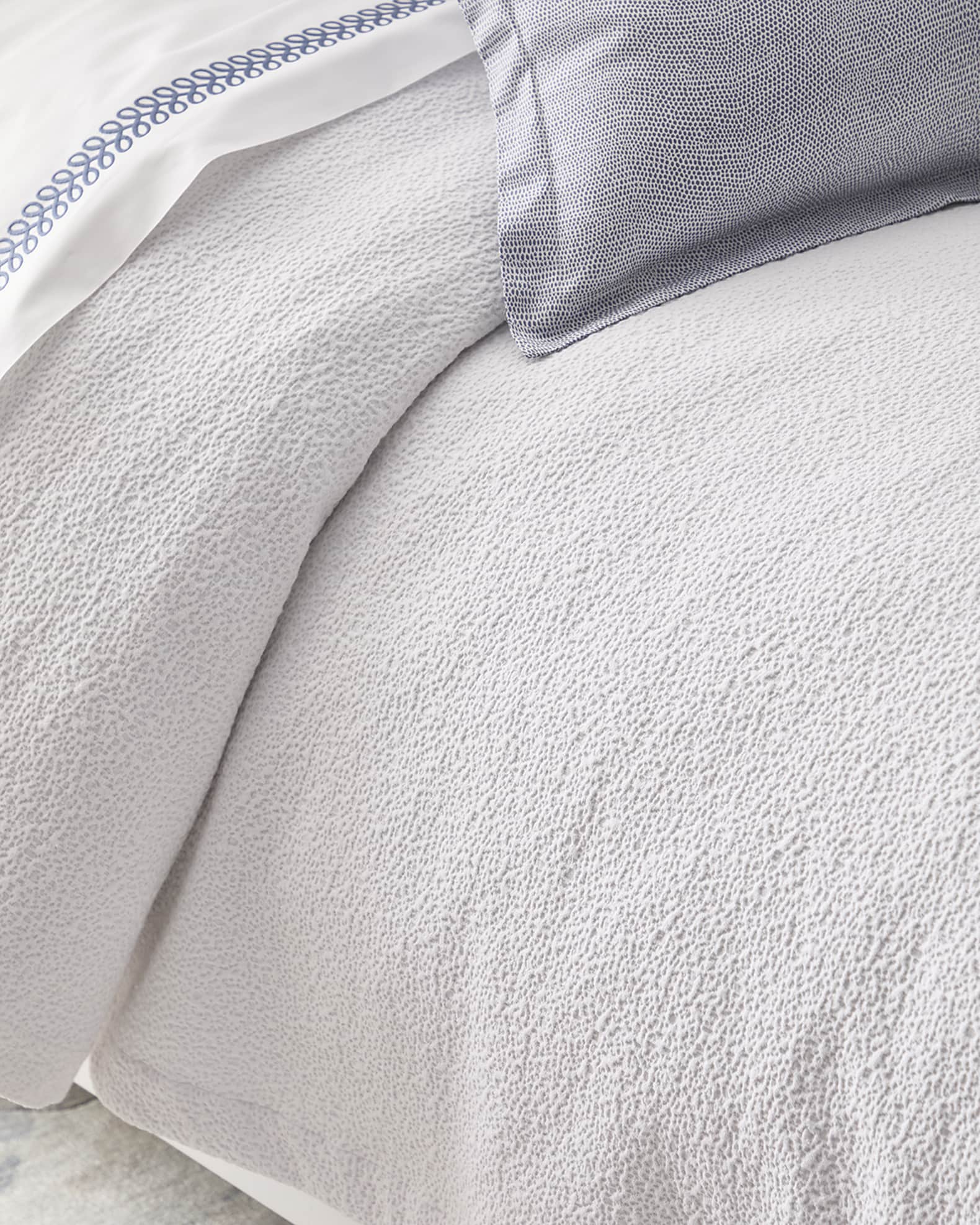 Matouk Malibu Full/Queen Coverlet Neiman Marcus