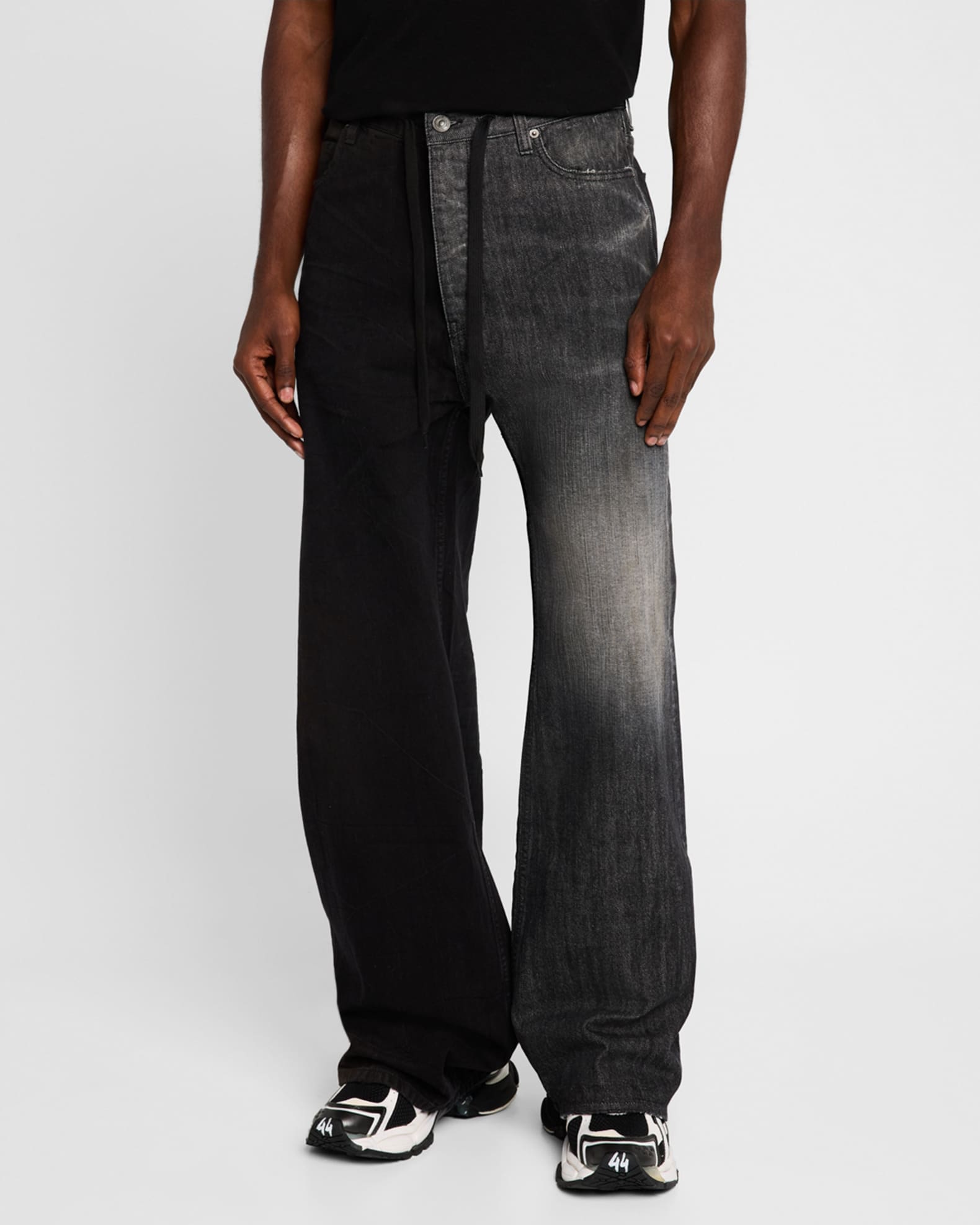 【関税込み】balenciaga 'Fifty-fifty' jeans Balenciaga Men's Fifty Fifty Jeans | Neiman Marcus