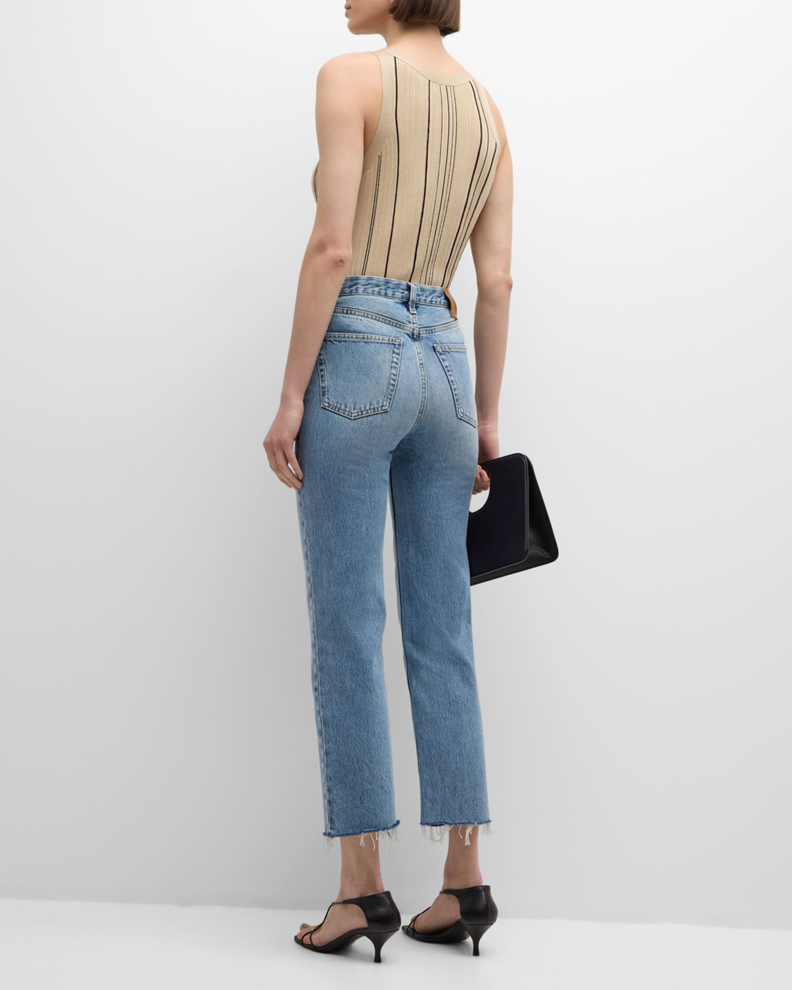 【TOTEME】CLASSIC CUT CROPPED JEANS (関税込み） Totême classic cut cropped jeans - Jeans - BeyondStyle