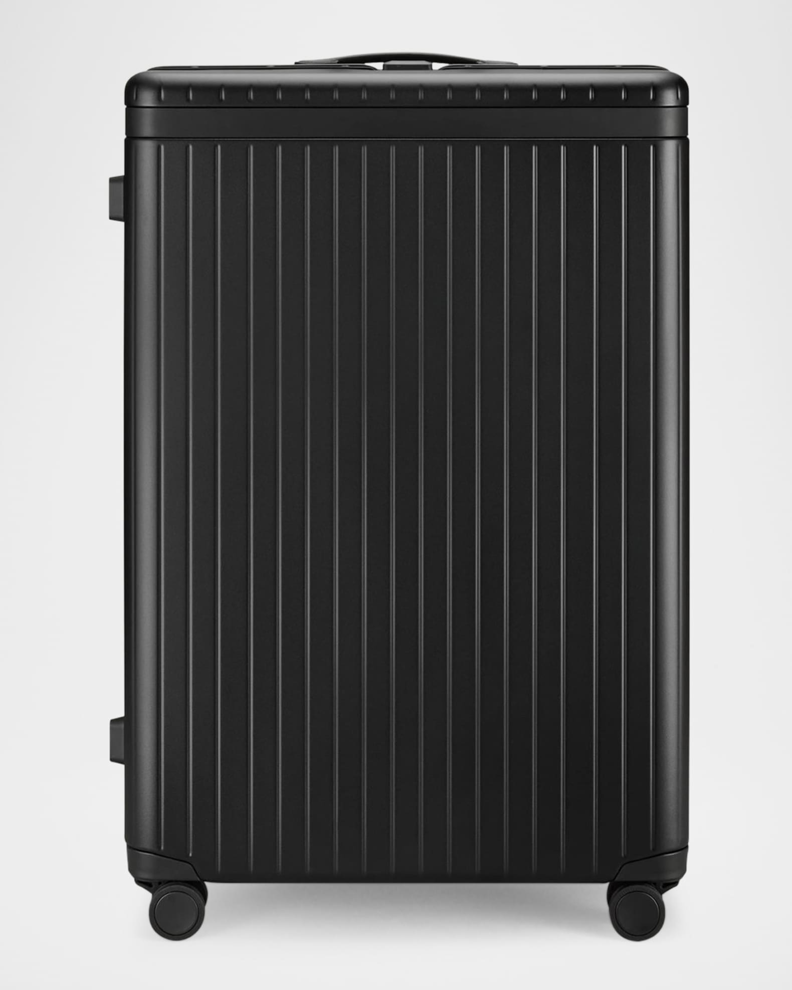 The Large Check-In 31" Hardside Luggage 0