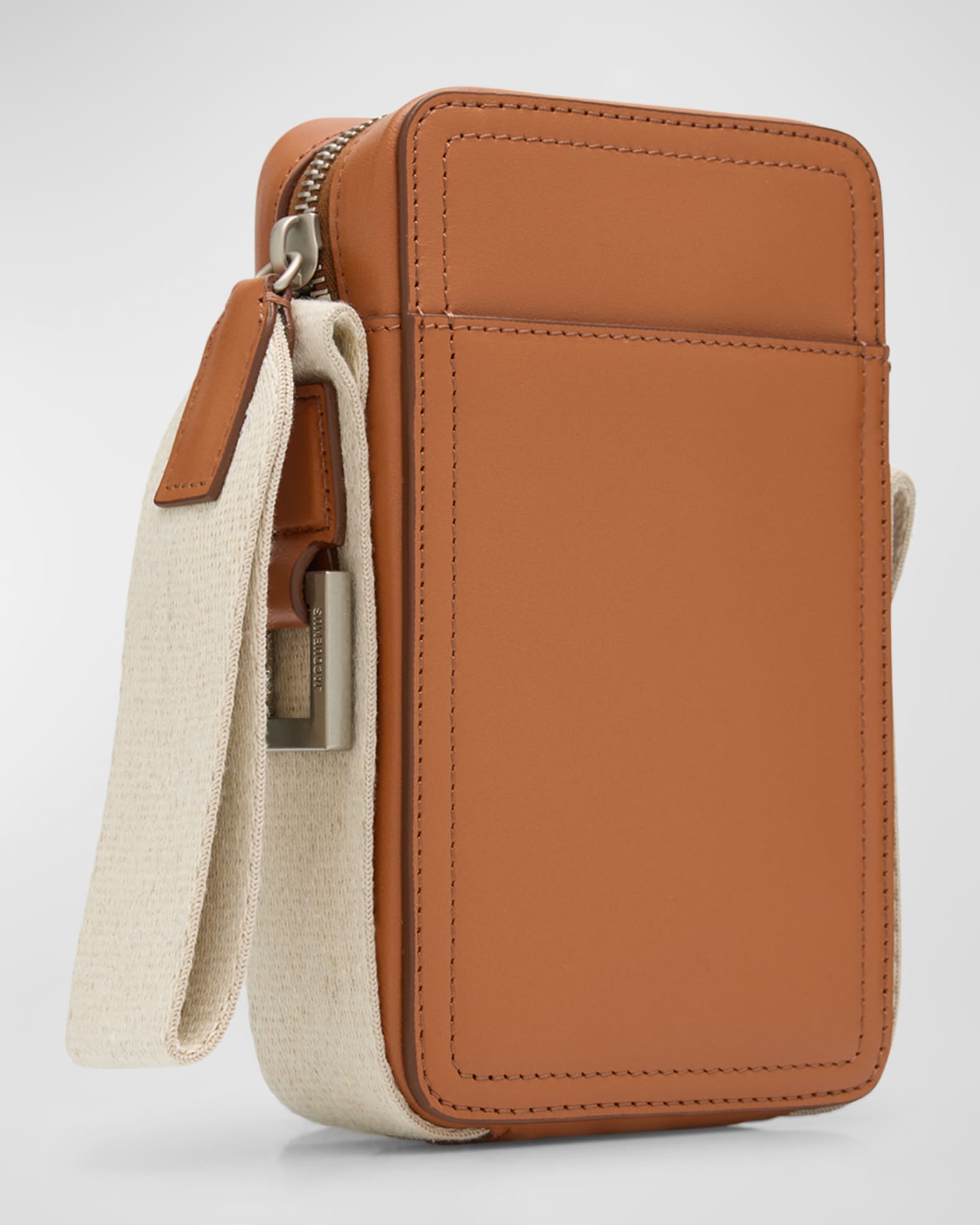 【JACQUEMUS】 Le Cuerda バーティカル クロスボディバッグ Jacquemus Men's Le Cuerda Vertical Crossbody Bag | Neiman Marcus