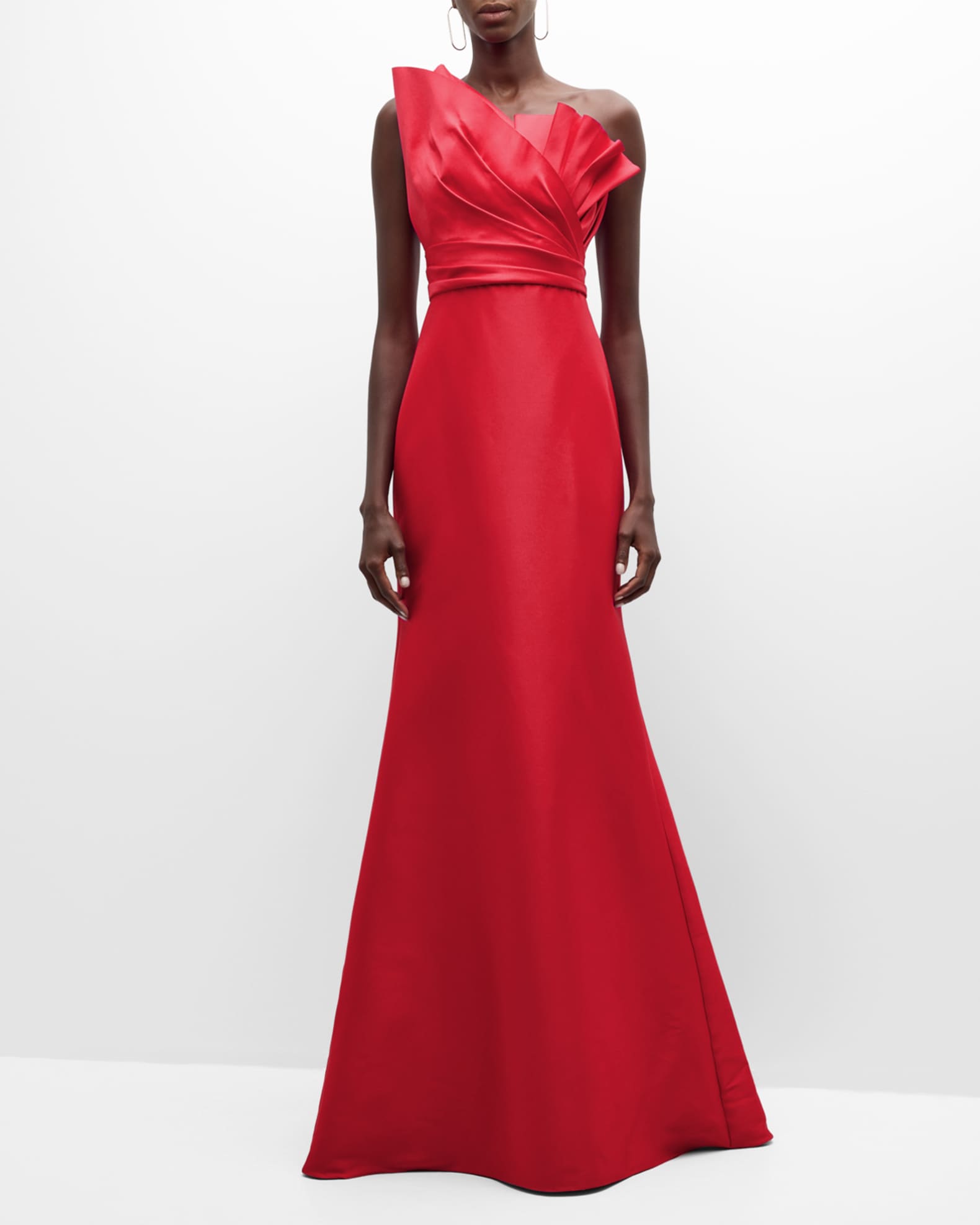 Neiman marcus designer gowns 2025