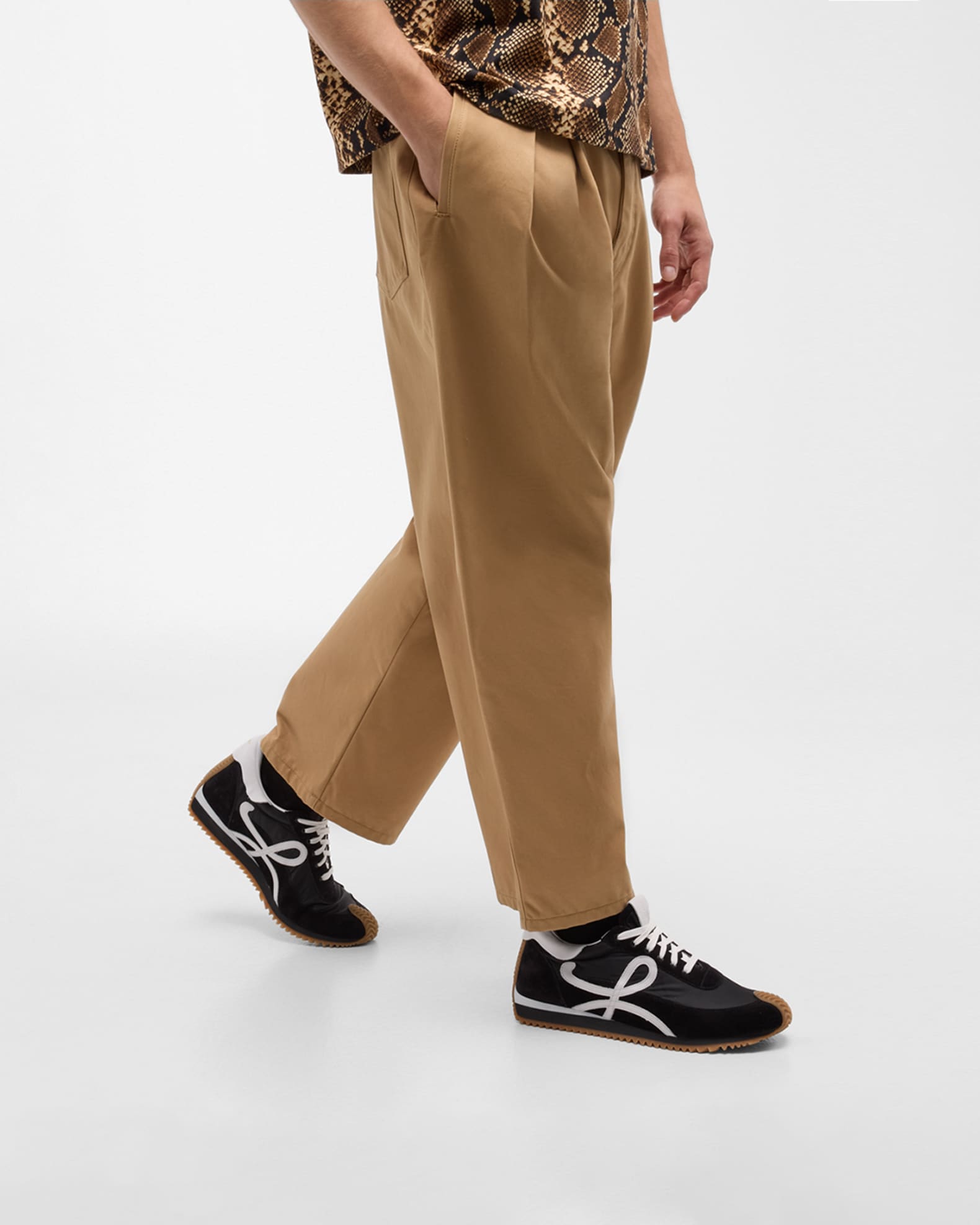 【24AW NEW】LOEWE_men / Flow Retro ランナースニーカー nm_4841626_100101_m