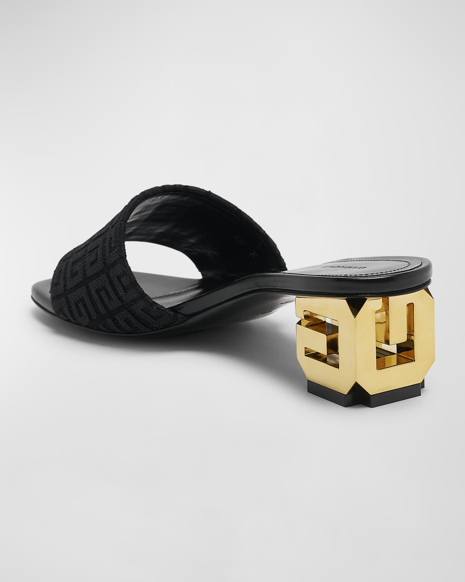 Givenchy モノグラム72メッシュ ルレックス Gキューブミュール Givenchy G Cube Mules in Monogram 72 Mesh with Lurex | Saks