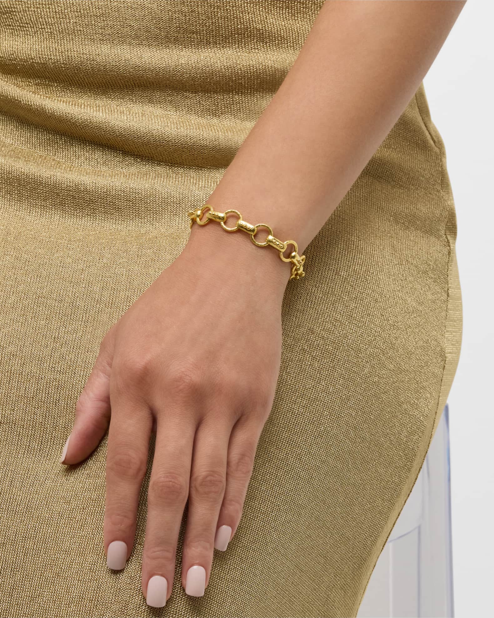 19K Yellow Gold Torcello Link Bracelet with Circle Clasp 1