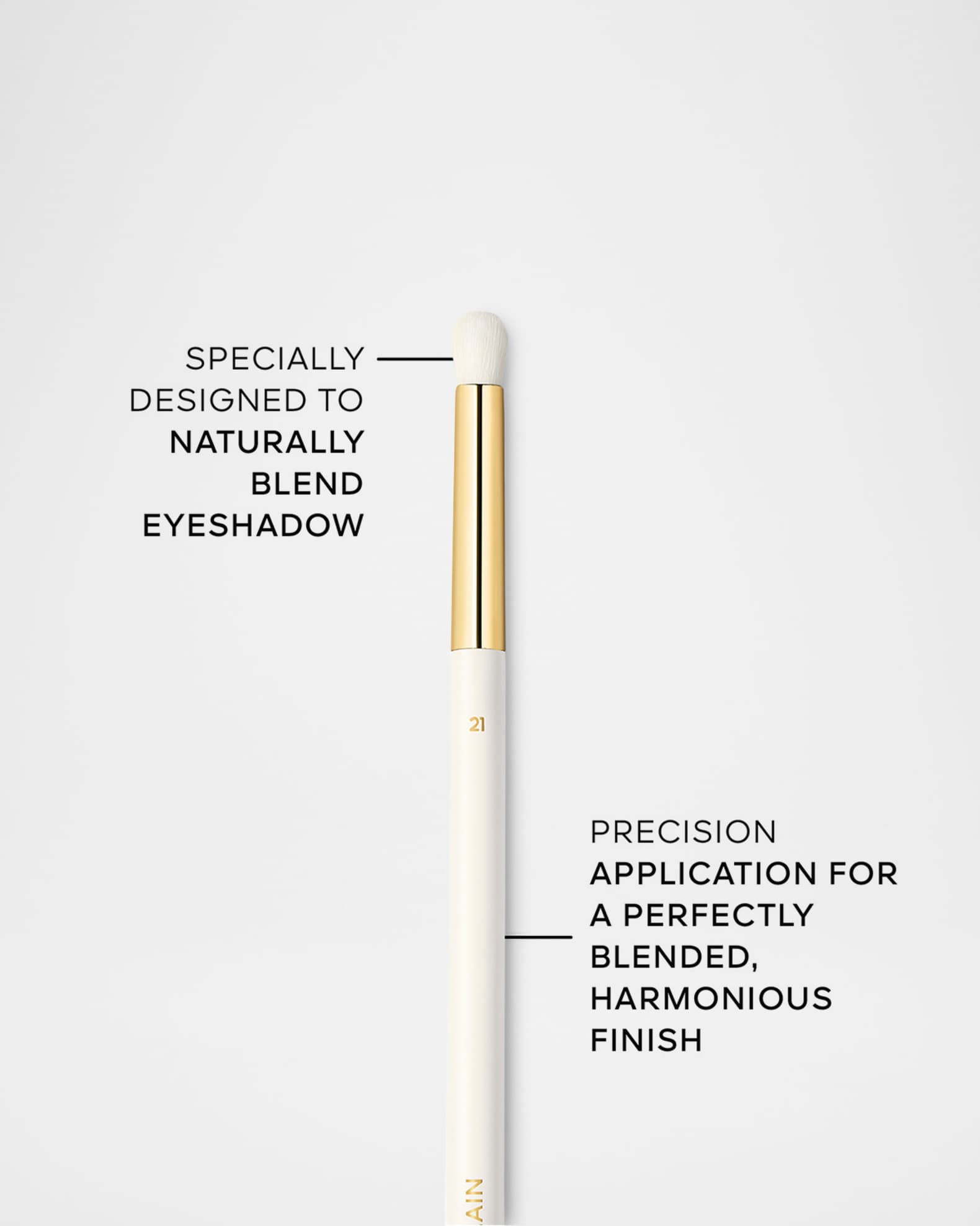 No 21 Eyeshadow Blending Brush 1