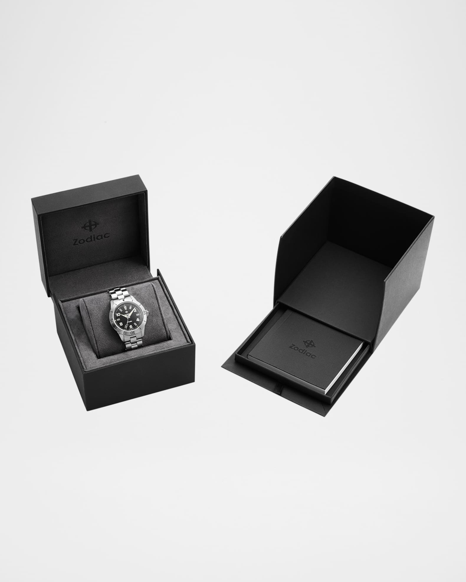 ZODIAC Men's Ref. 691 Manual Wind Stainless Steel Bracelet Watch