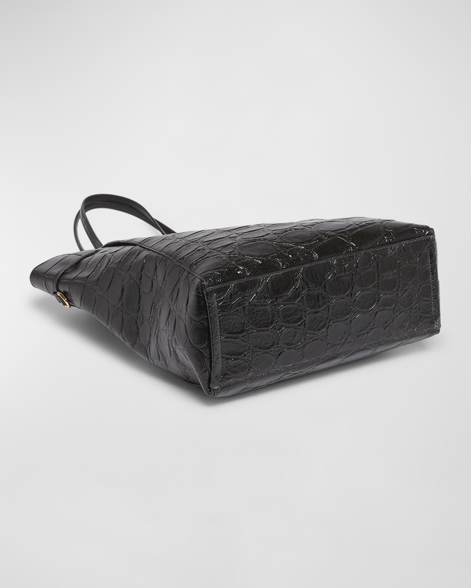 Voyou Medium Tote Bag in Embossed Leather 1