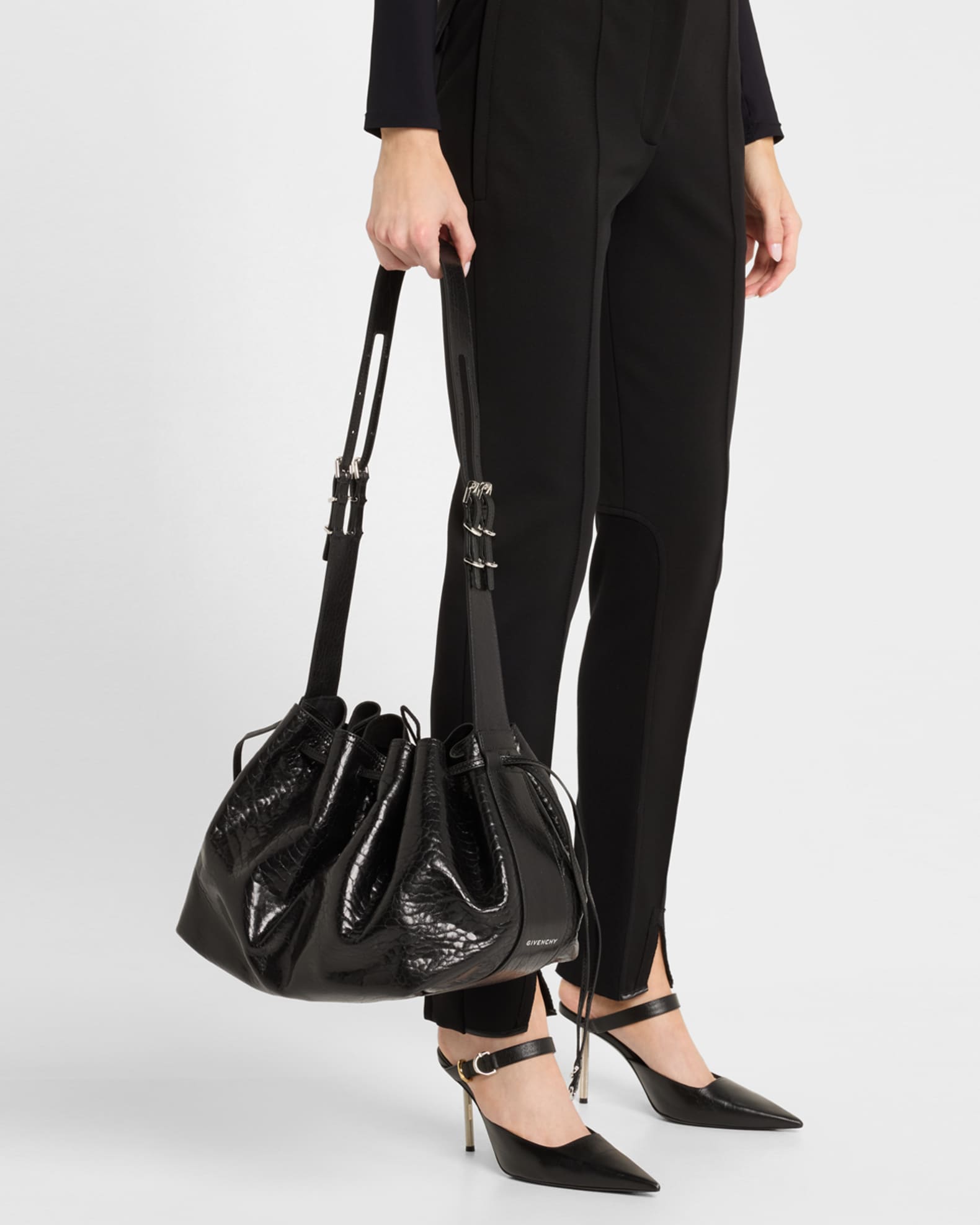 Pumpkin Medium Shoulder Bag in Embossed Leather