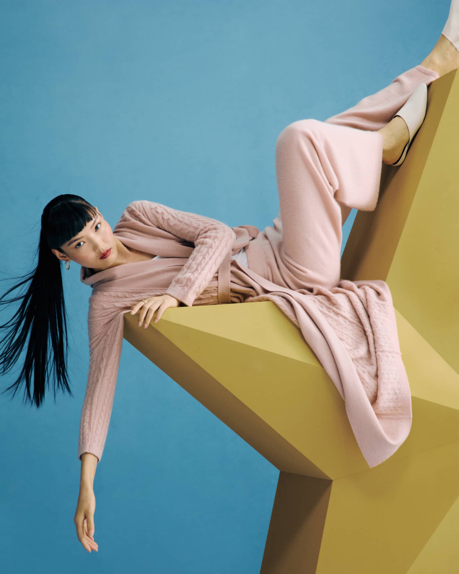 Neiman Marcus Cashmere Collection Cashmere Straight-Leg Knit Pants | Neiman  Marcus