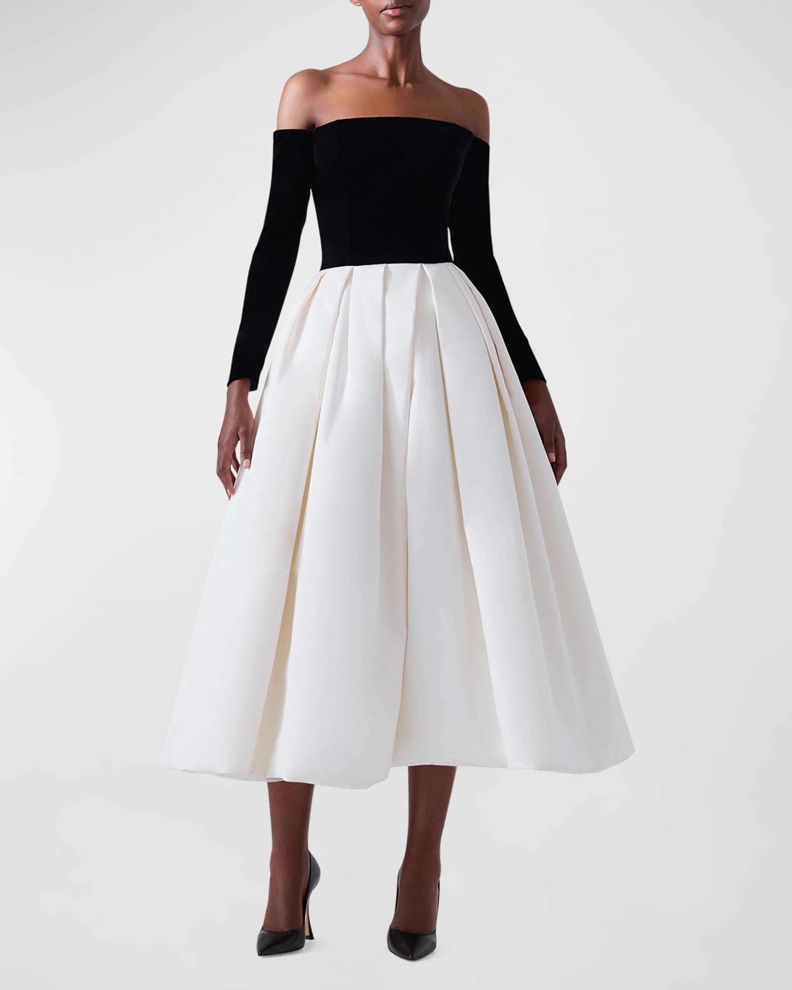 Carolina Herrera Long-Sleeve Off-The-Shoulder Velvet Midi Dress ...