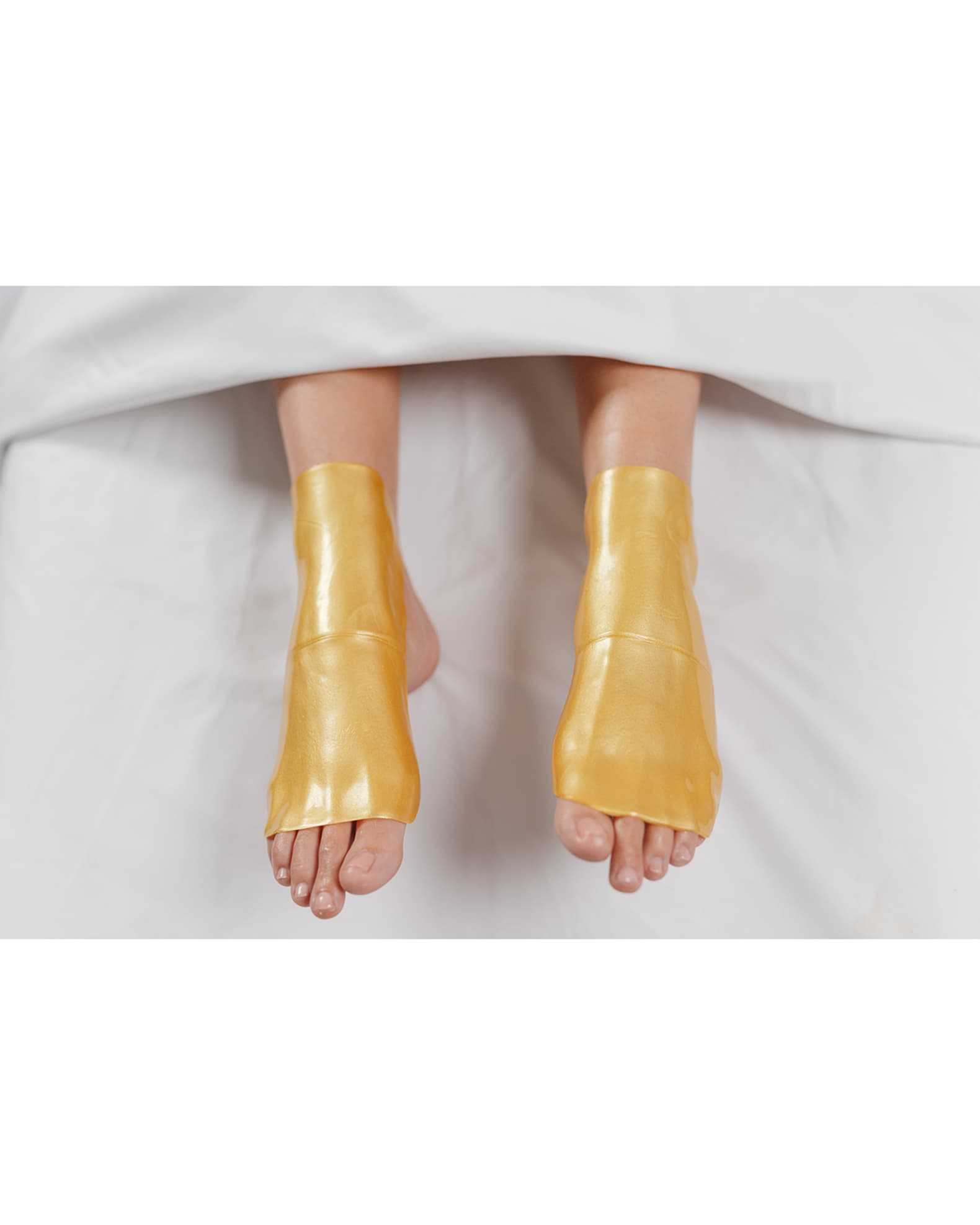 Gold Repair Foot Mask 1