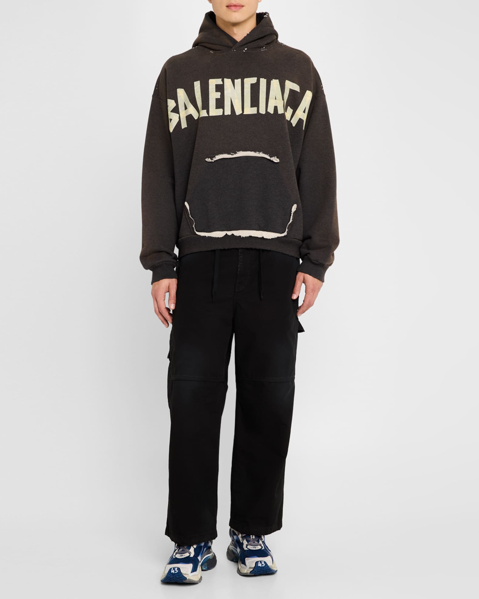 BALENCIAGA Men's Mesh Runner Sneakers 快適 スニーカー ロゴ Balenciaga Men's Mesh Runner Sneakers | Neiman Marcus