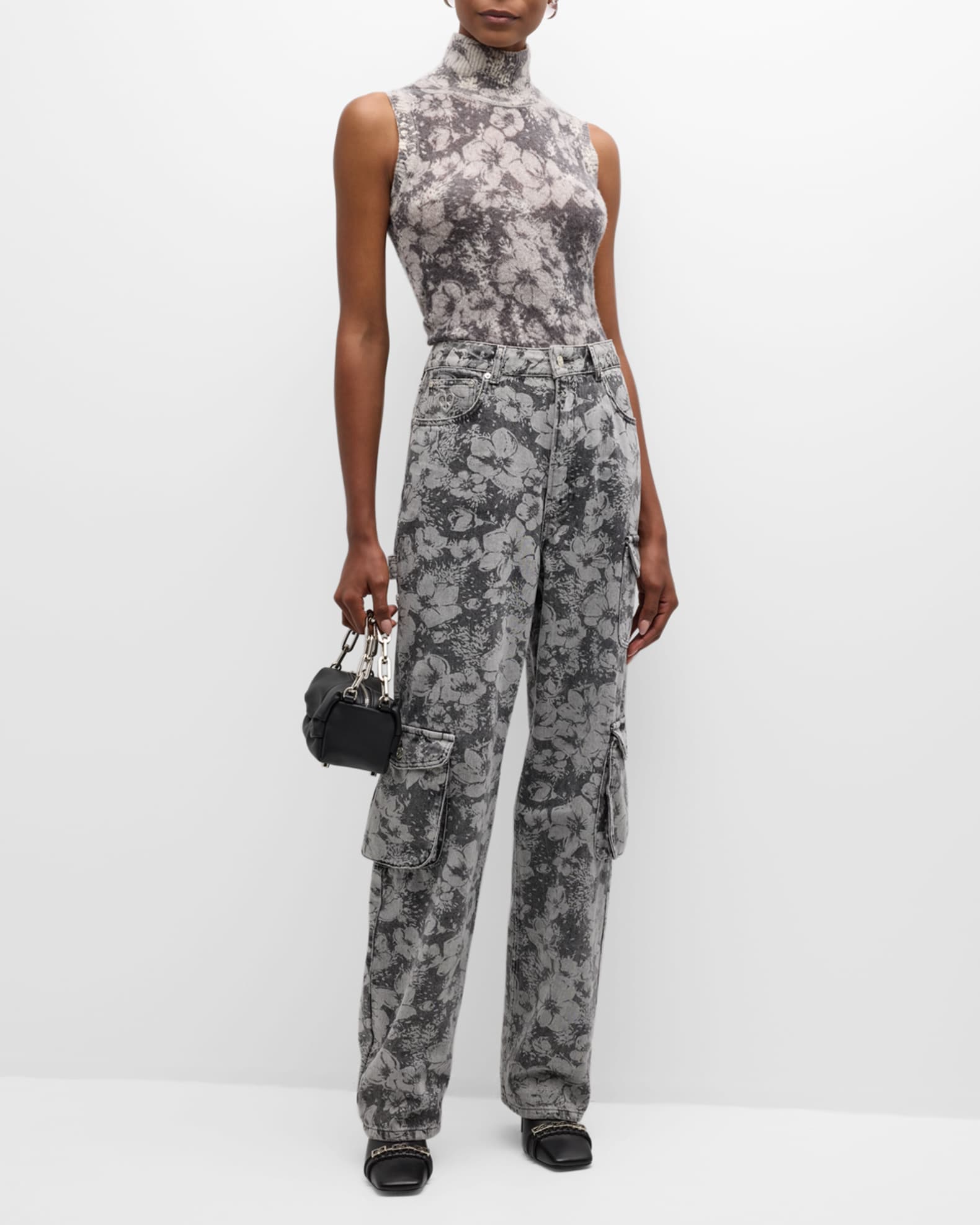 Floral sleeveless turtleneck discount