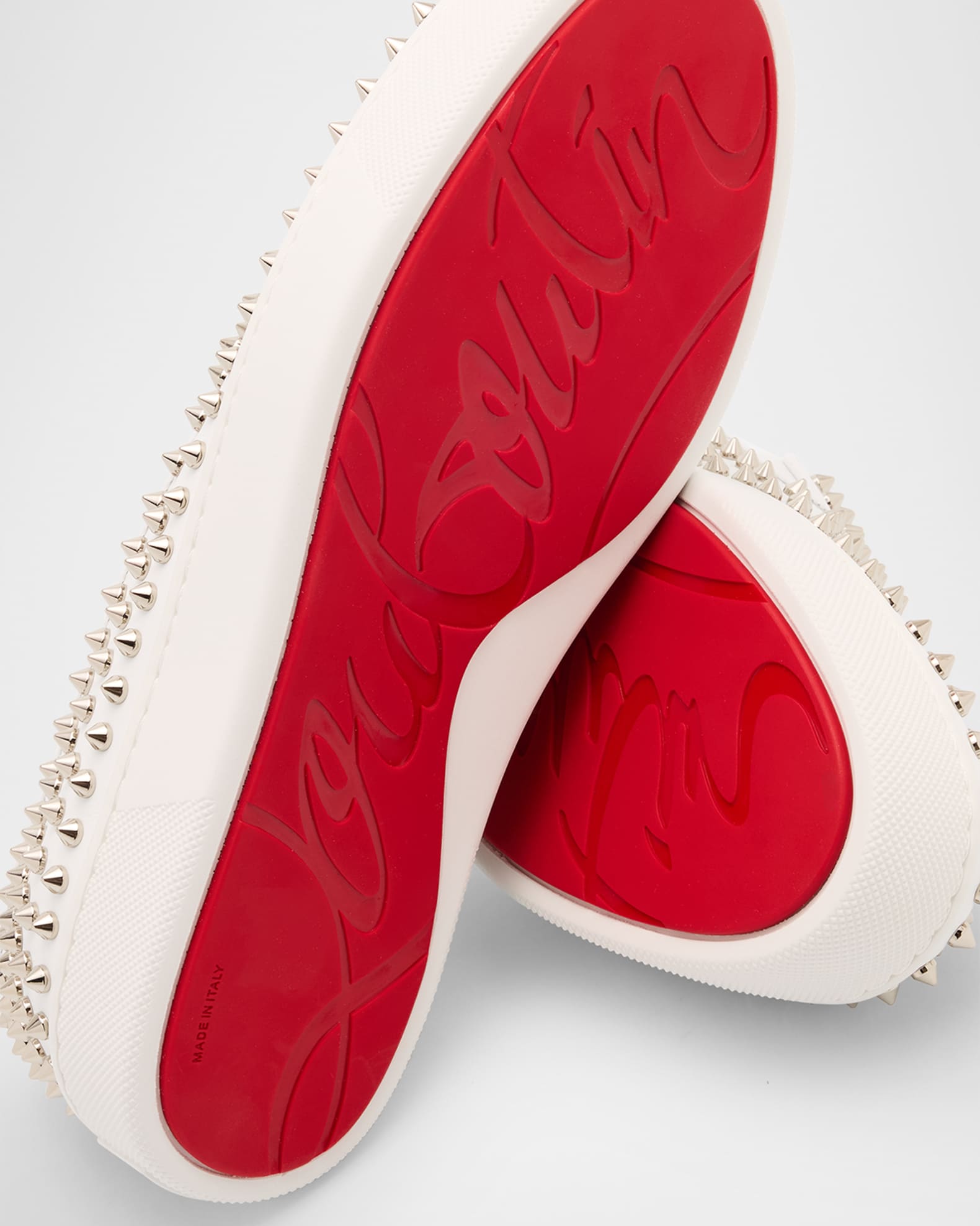 *Christian Louboutin* Spikeboat メタリックレザースリッポン Christian Louboutin Spikeboat Leather Slip-On Sneakers