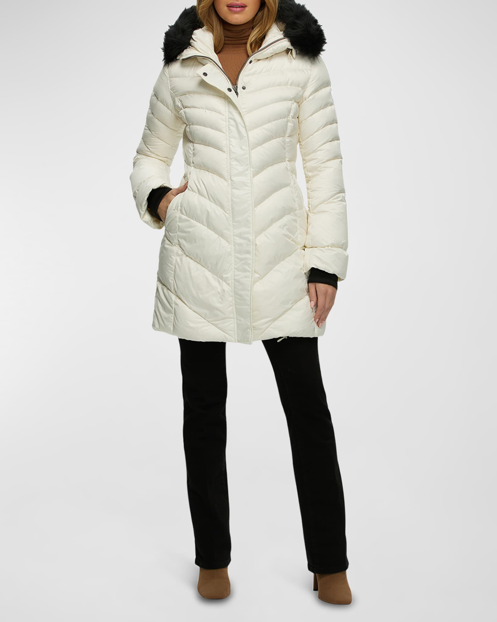 Apres-Ski Jacket With Detachable Toscana Lamb Shearling Hood Trim 1