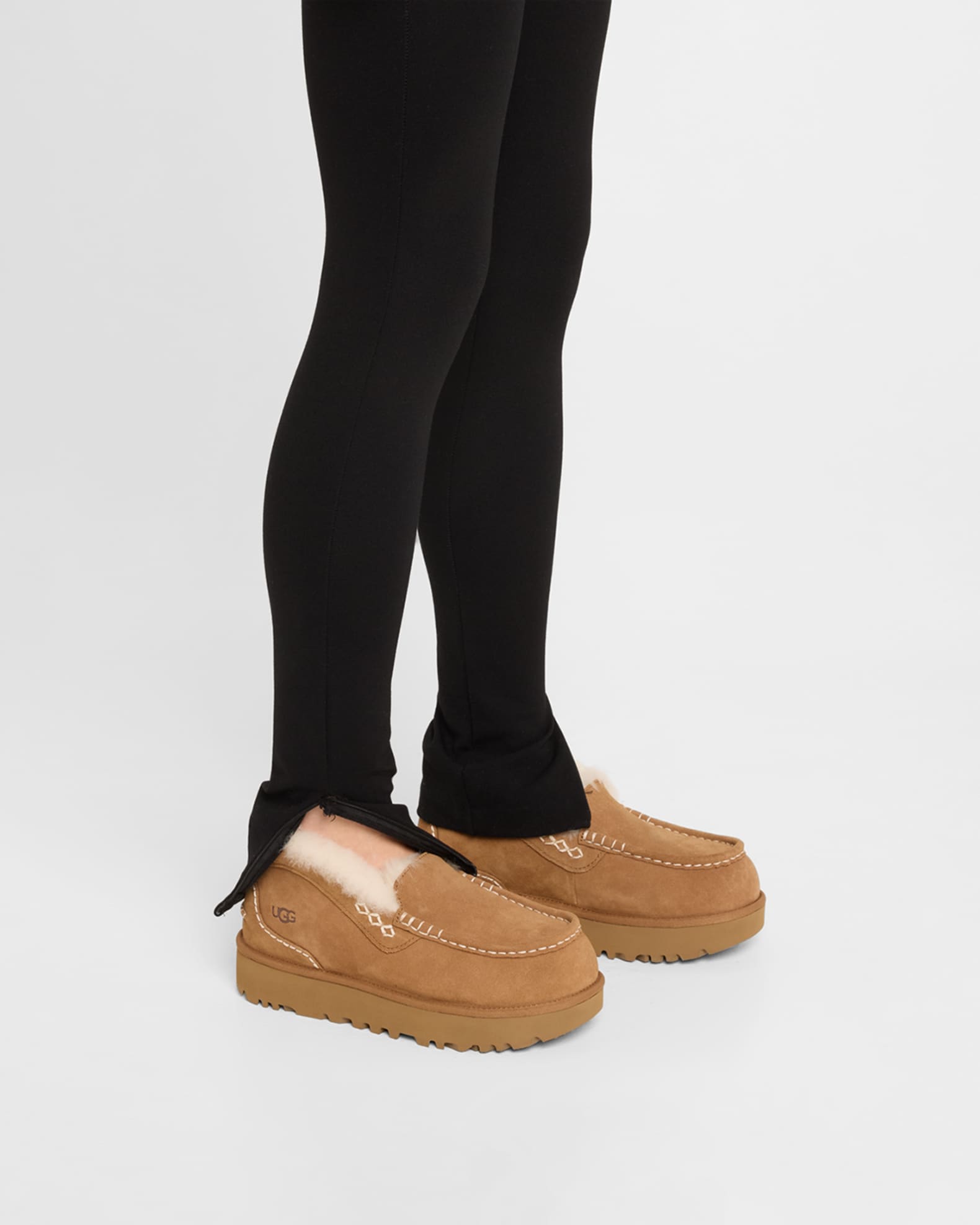 UGG Women s Ansley Parc Slippers