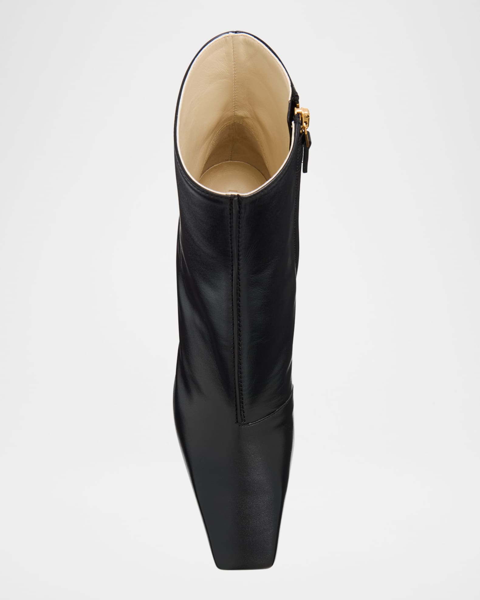 ショートブーツ・ブーティ BOTTEGA VENETA  Square Toe Ankle Boots Bottega Veneta Lewis Leather Square-Toe Ankle Boots | Neiman