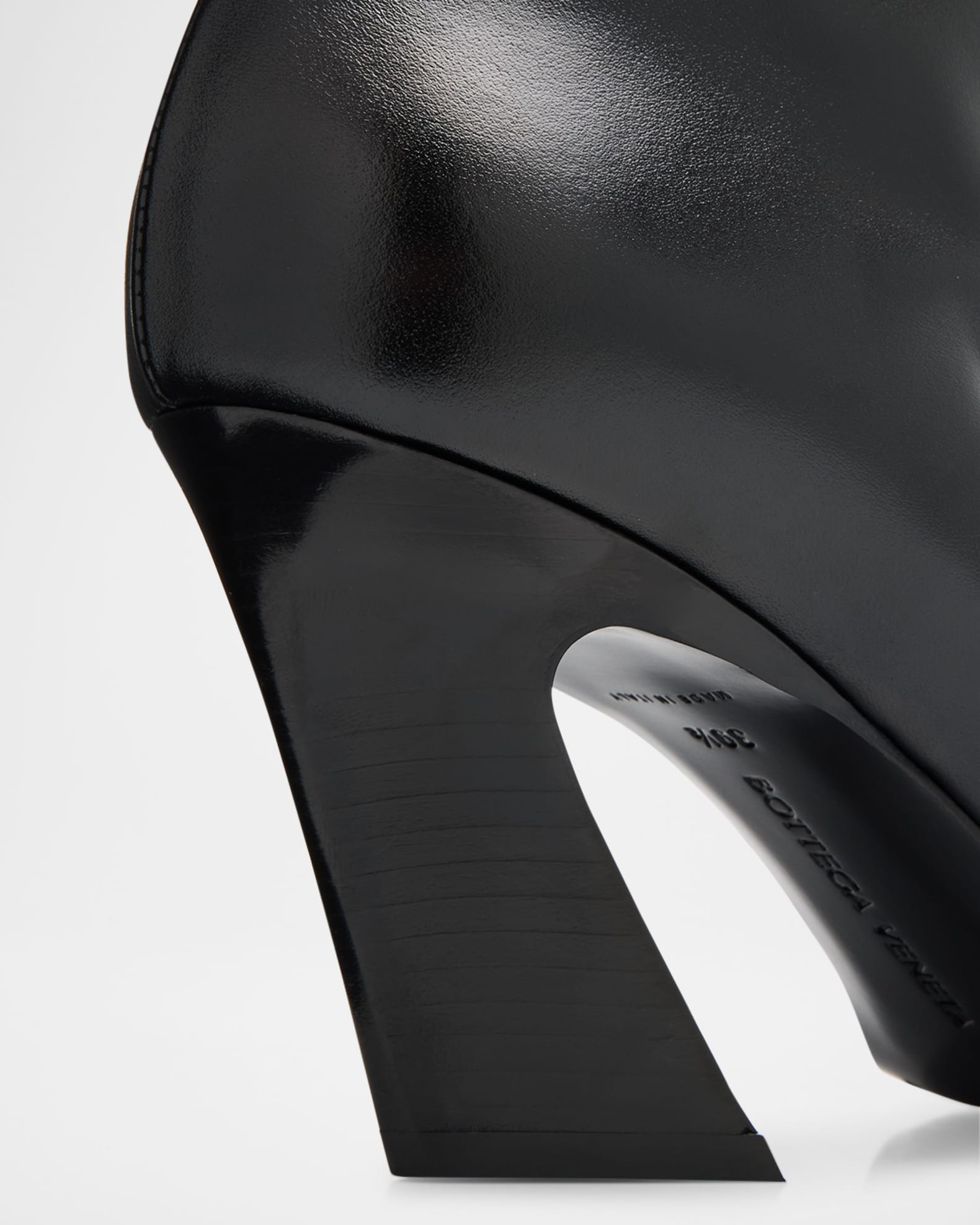 Bottega Veneta Lewis Leather Square-Toe Ankle Boots | Neiman