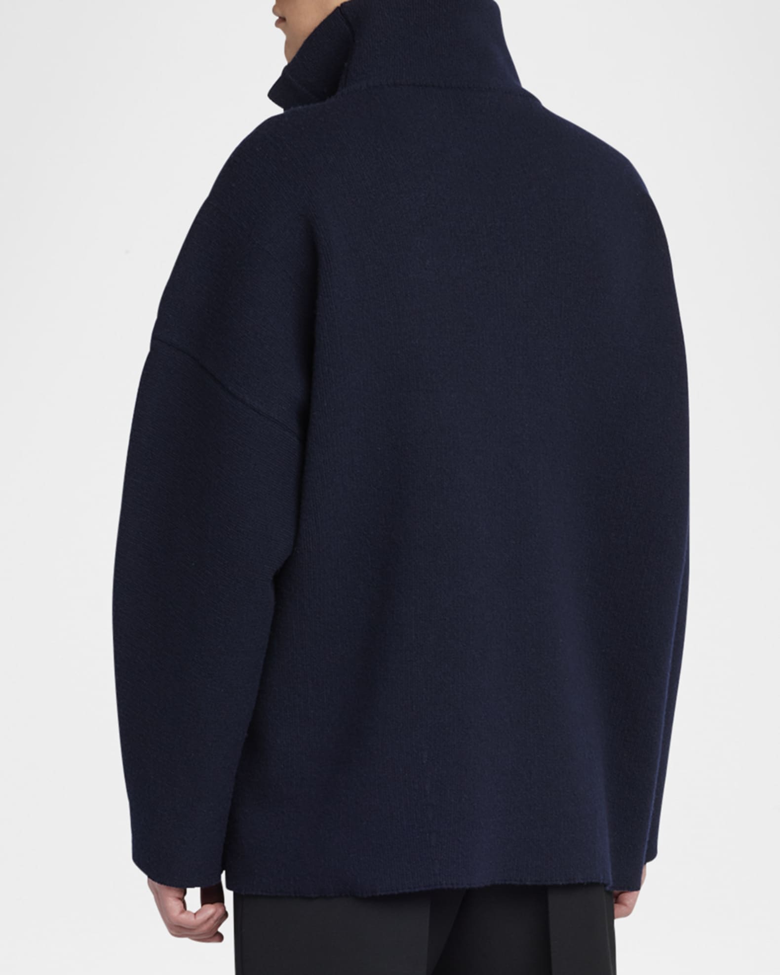 【送料&関税込】Bottega Veneta V-neck Knit Jumper Bottega Veneta Compact Wool Jumper | italist
