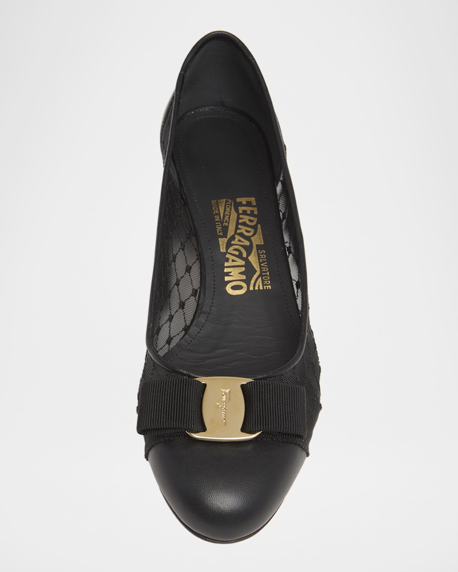 【FERRAGAMO】VARA MANTA ferragamo-vara-manta-leather-