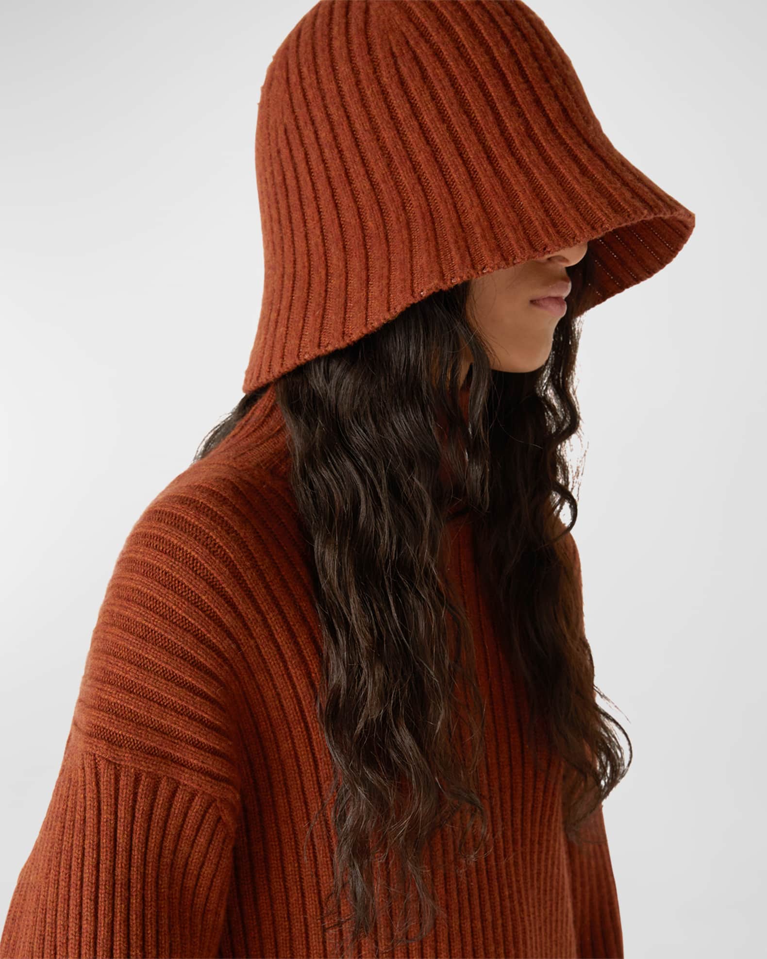 Fobello Cashmere Bucket Hat  1