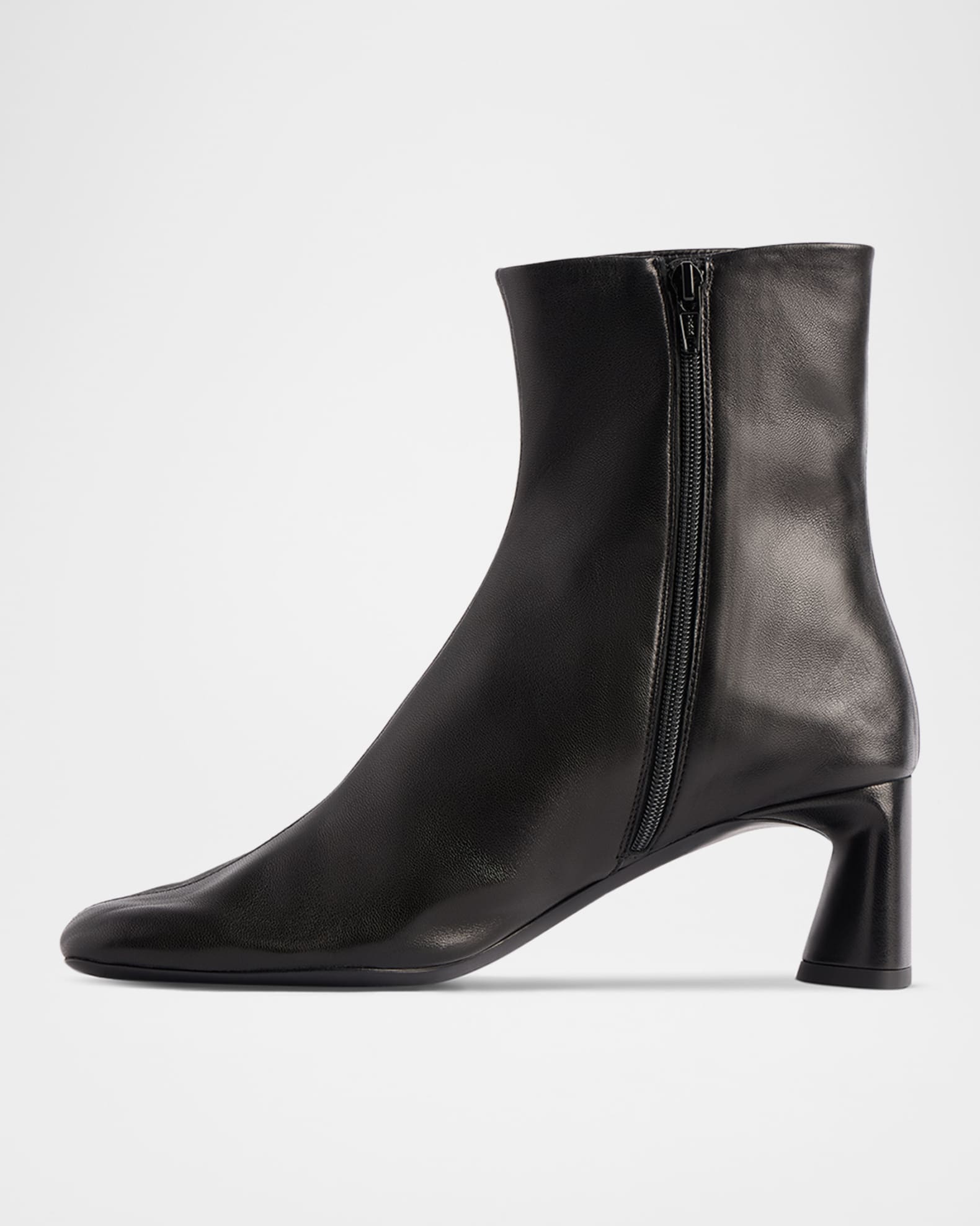 ミドルブーツ BALENCIAGA Duty Free 60mm boots Balenciaga Duty Free 60mm Boots | Saks Fifth Avenue