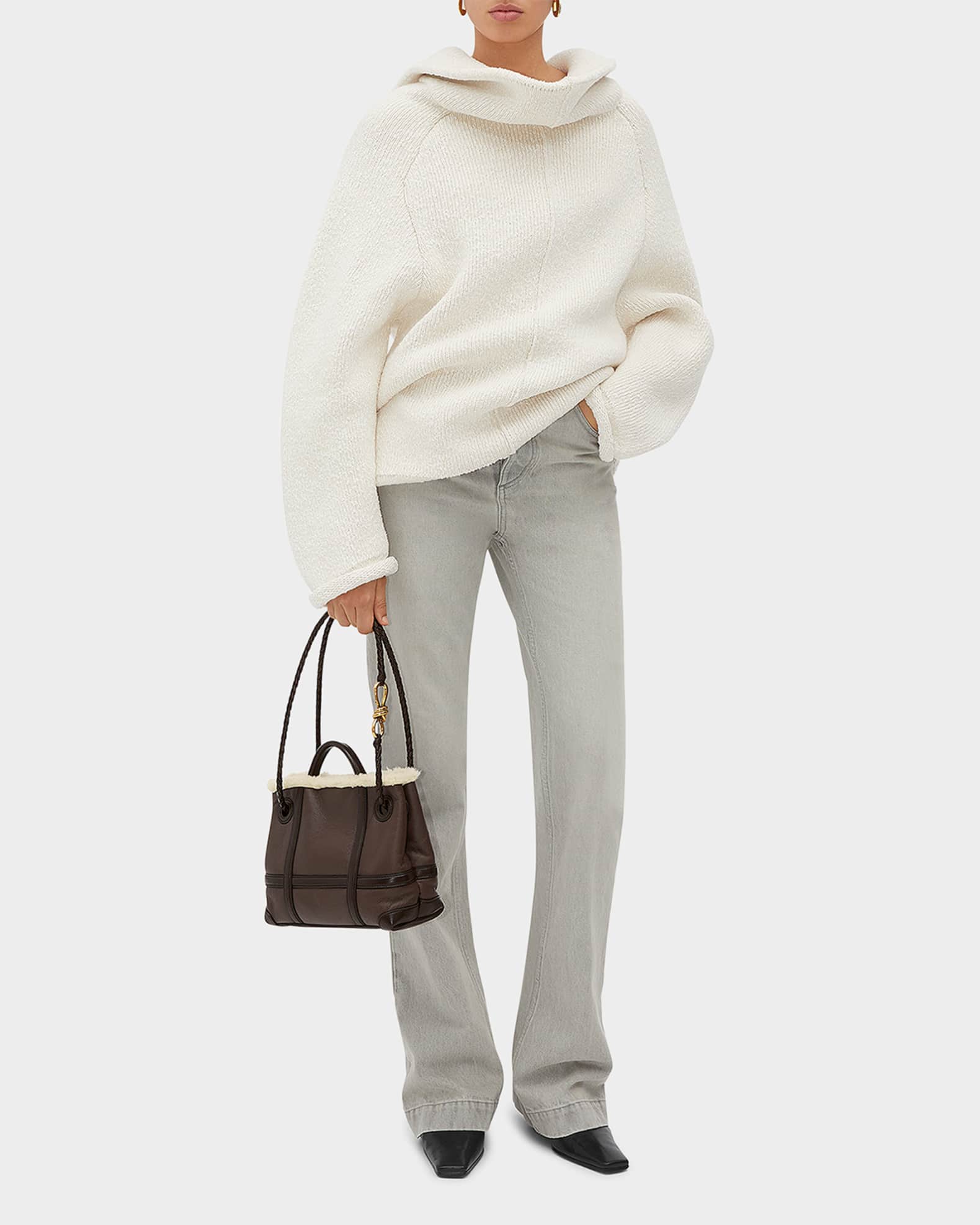 rinさま専用定価168,000  BOTTEGA VENETA ザ ポーチ BOTTEGA VENETA ミニ ザ ポーチ | Hedy