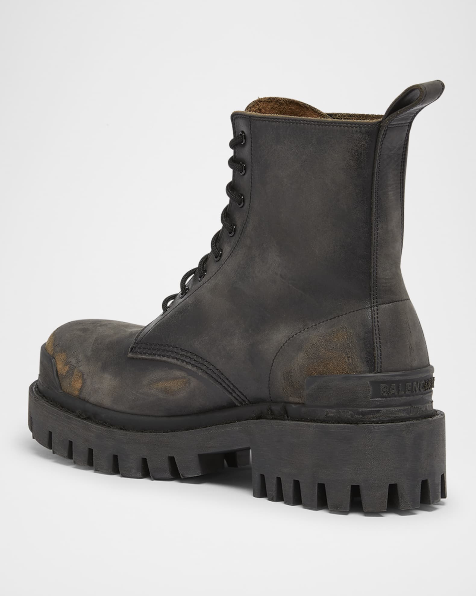 靴 balenciaga Strike 20mm Boot Used Effect 0400022785545?wid=900