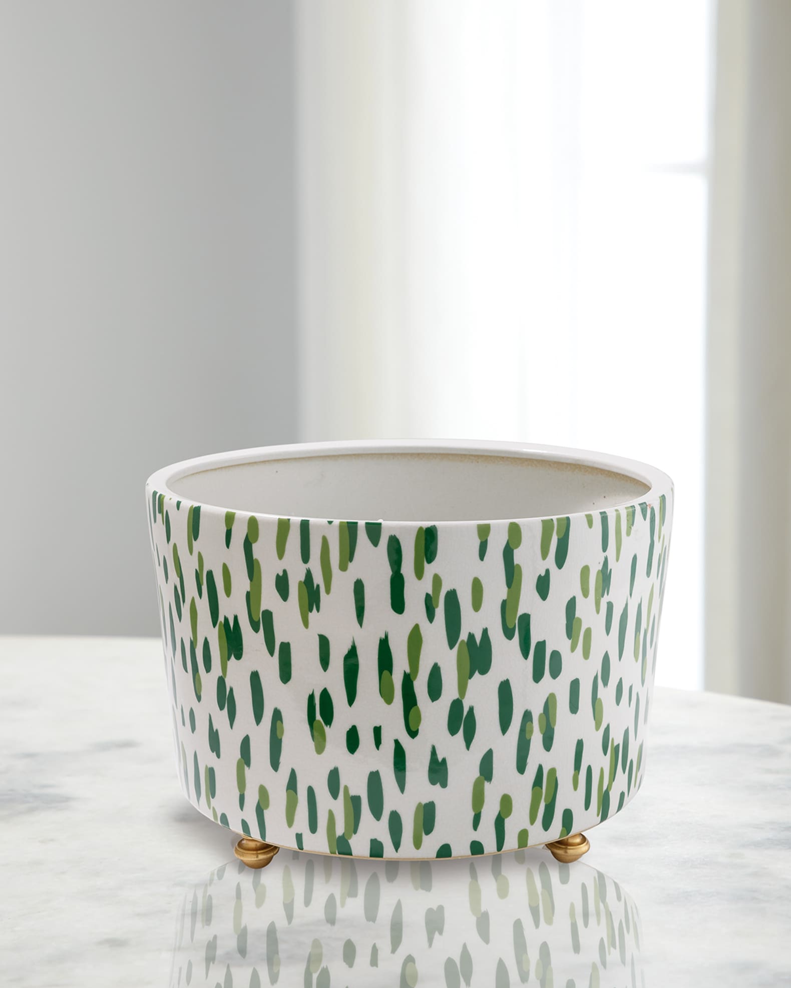 Mill Reef Center Basin Palm Planter  0
